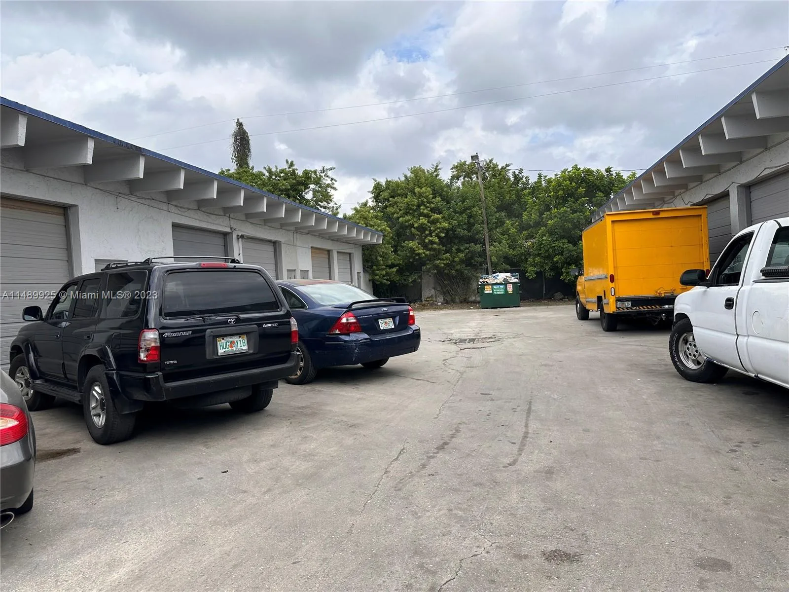 5801-5807 Dawson St, Hollywood, FL 33023 photo 2