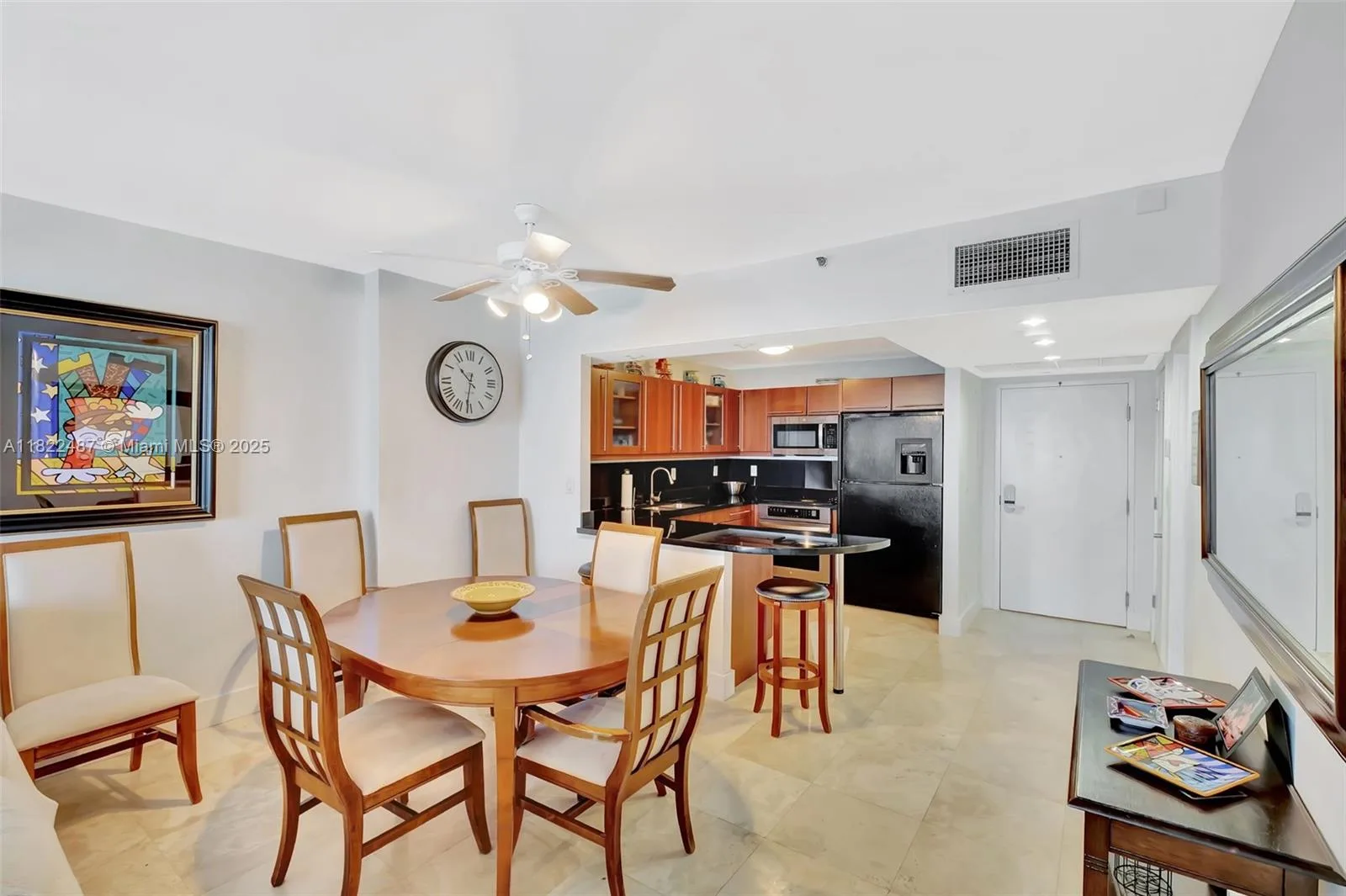 2301 Collins Ave # 1425, Miami Beach, FL 33139 photo 6