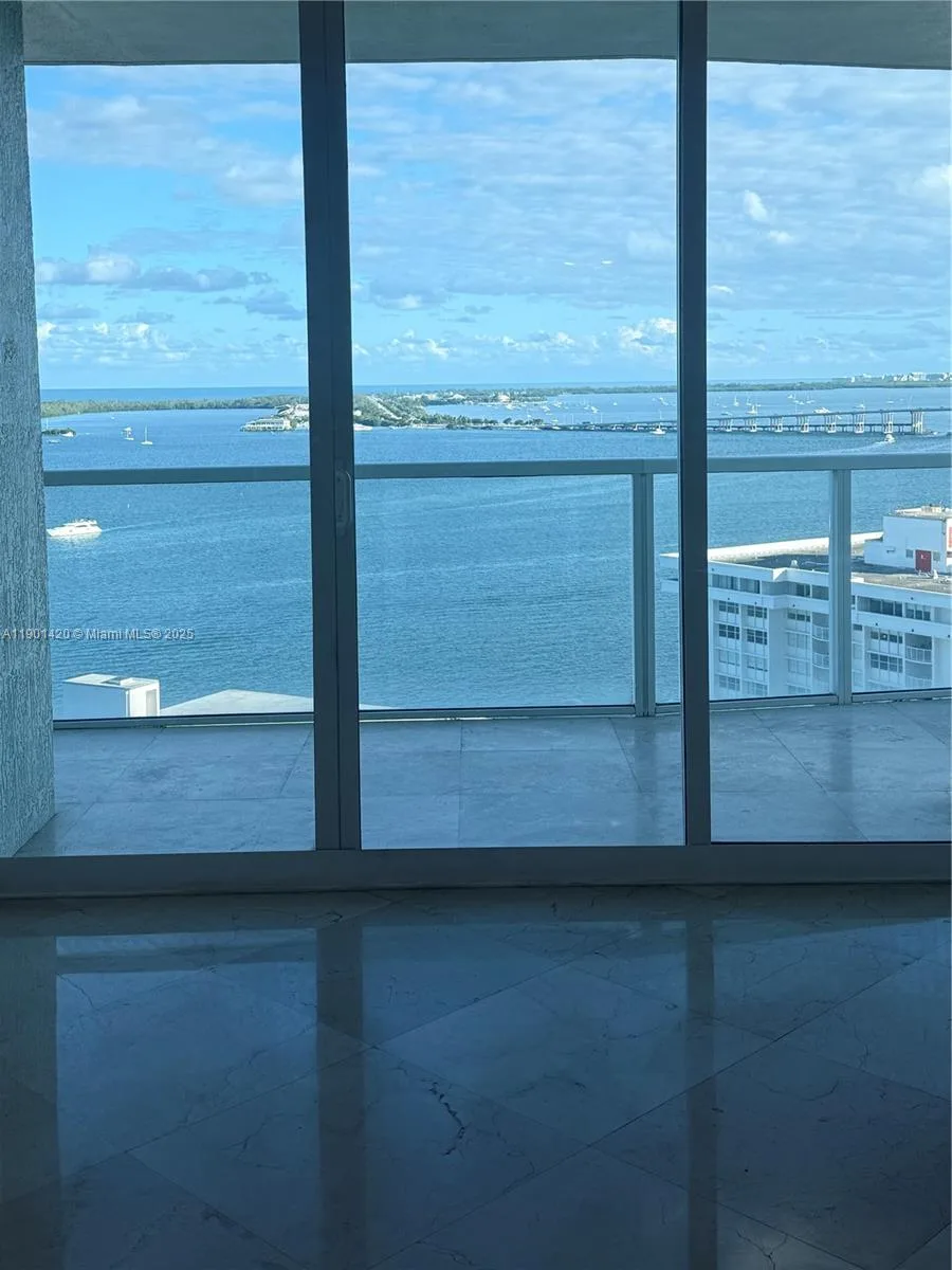 218 SE 14th St # 2203, Miami, FL 33131 photo 3
