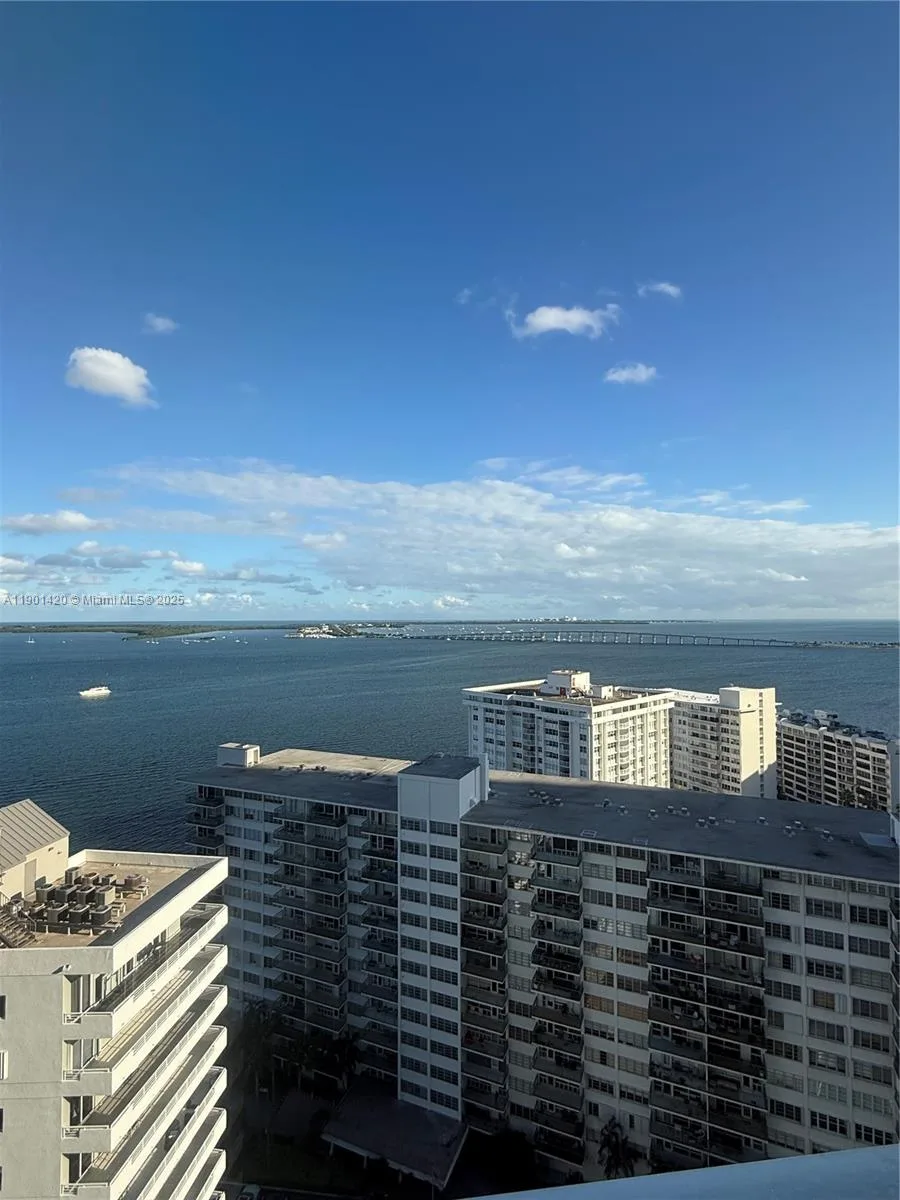 218 SE 14th St # 2203, Miami, FL 33131 photo 5