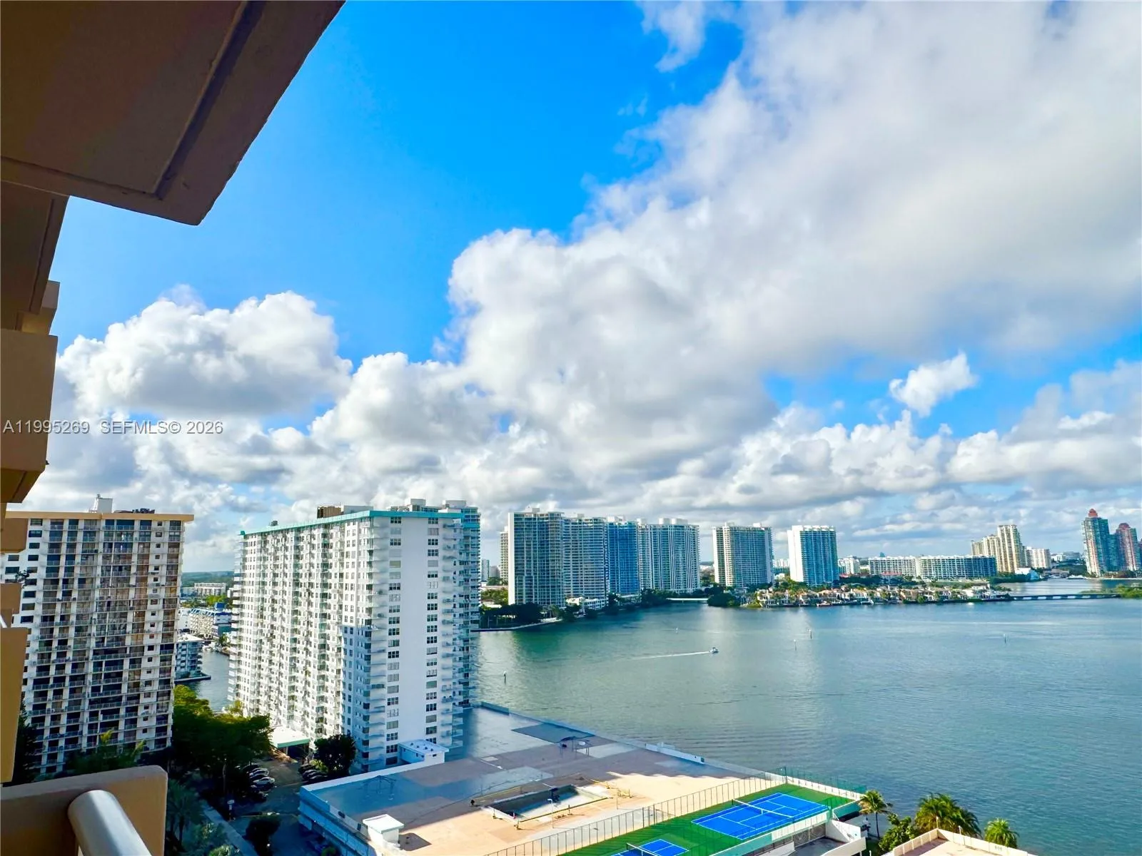 250 174th St # 1912, Sunny Isles Beach, FL 33160