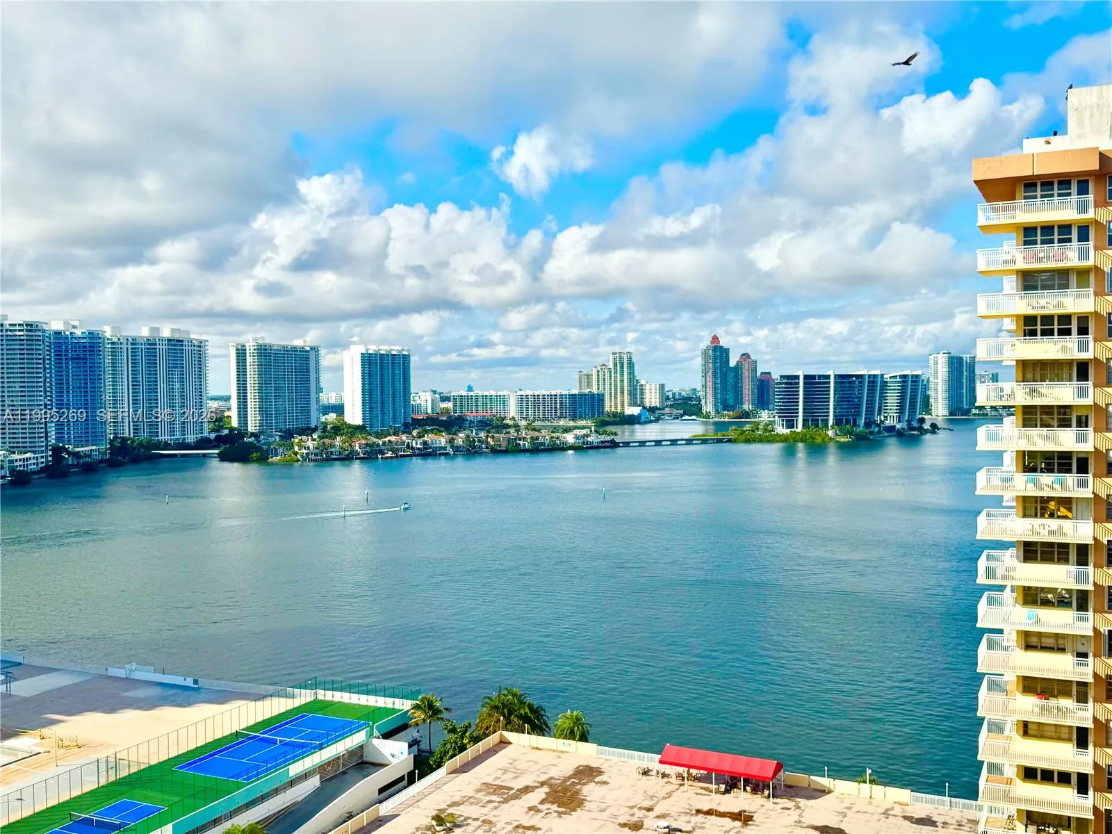 250 174th St # 1912, Sunny Isles Beach, FL 33160 photo 3