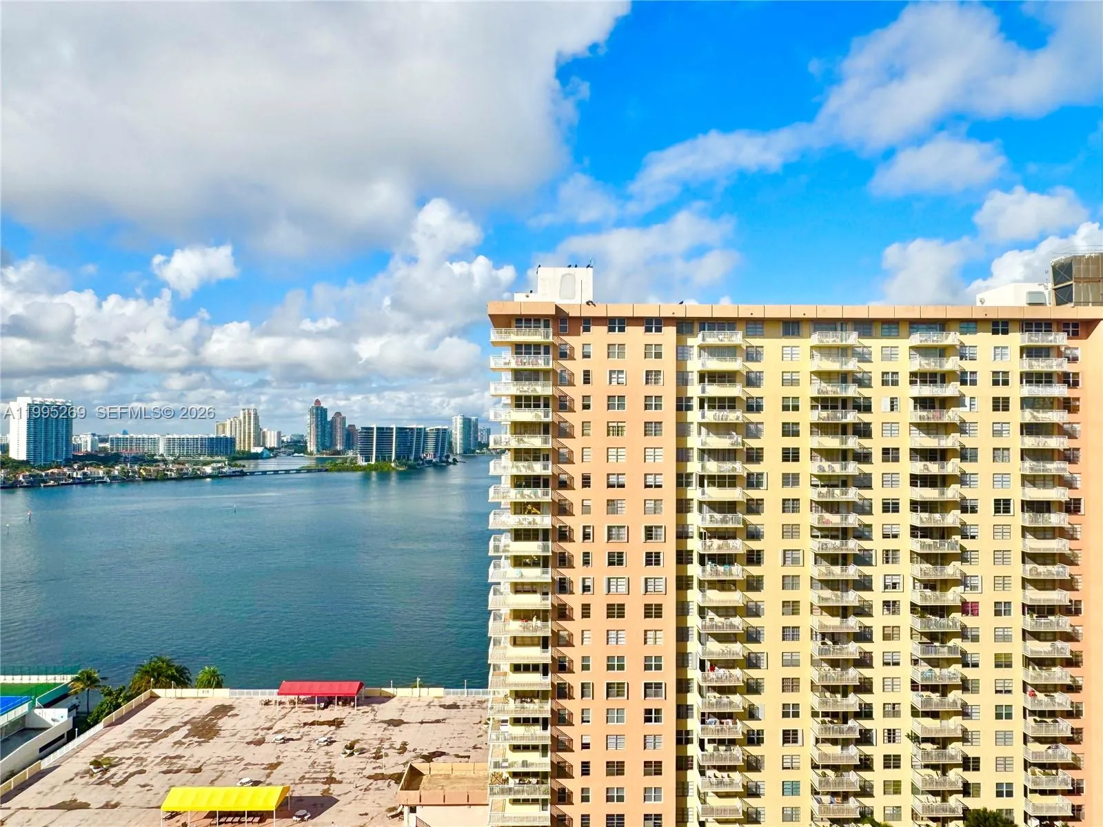 250 174th St # 1912, Sunny Isles Beach, FL 33160 photo 4