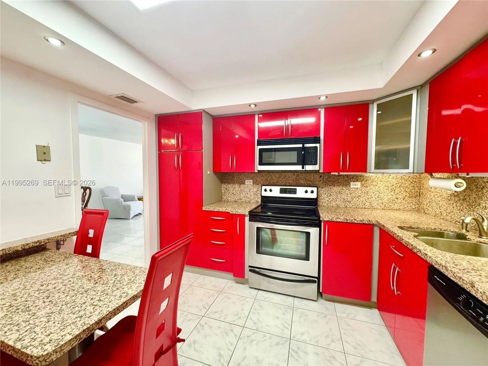 250 174th St # 1912, Sunny Isles Beach, FL 33160 photo 9