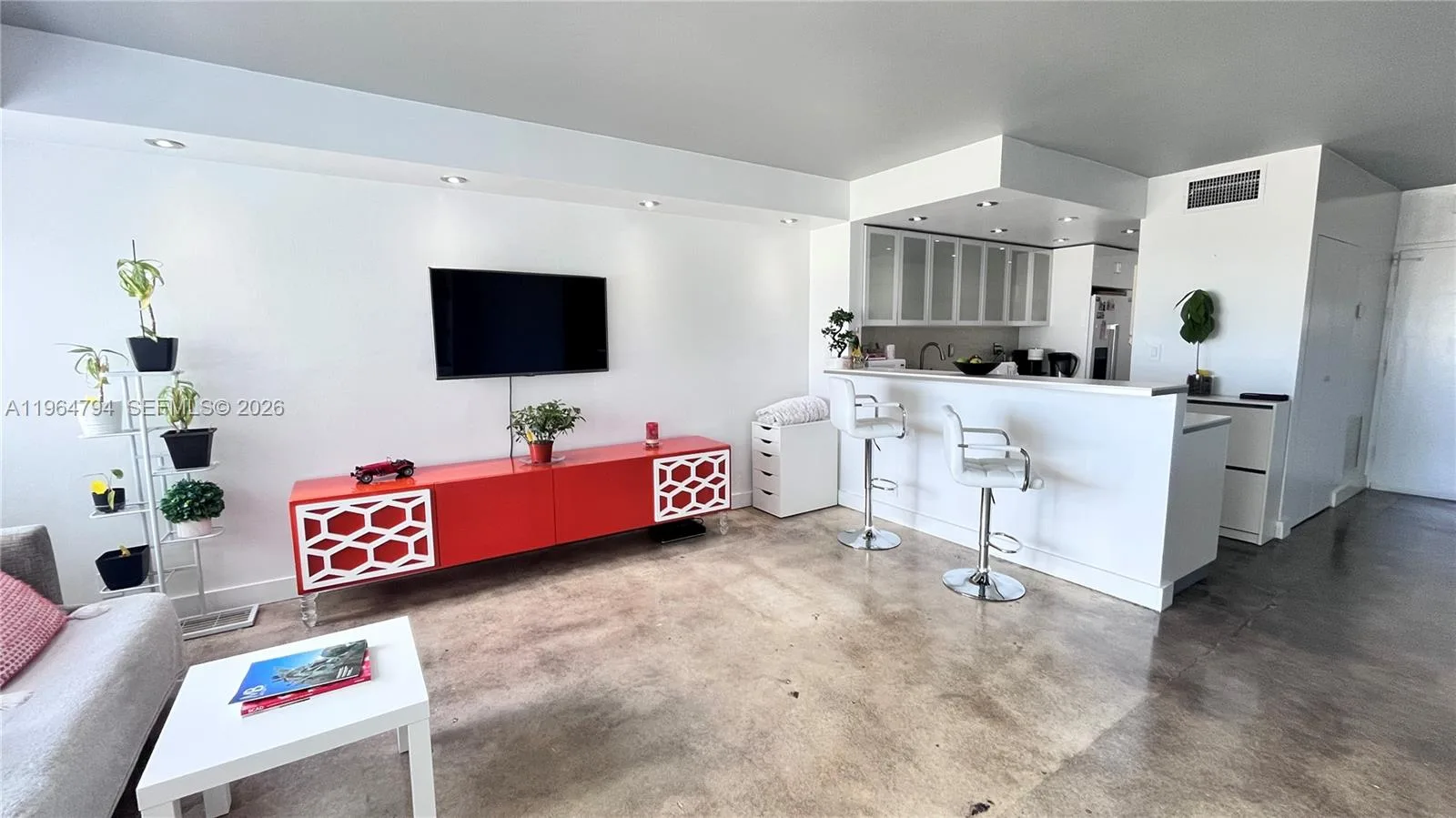 1000 West Ave # 932, Miami Beach, FL 33139