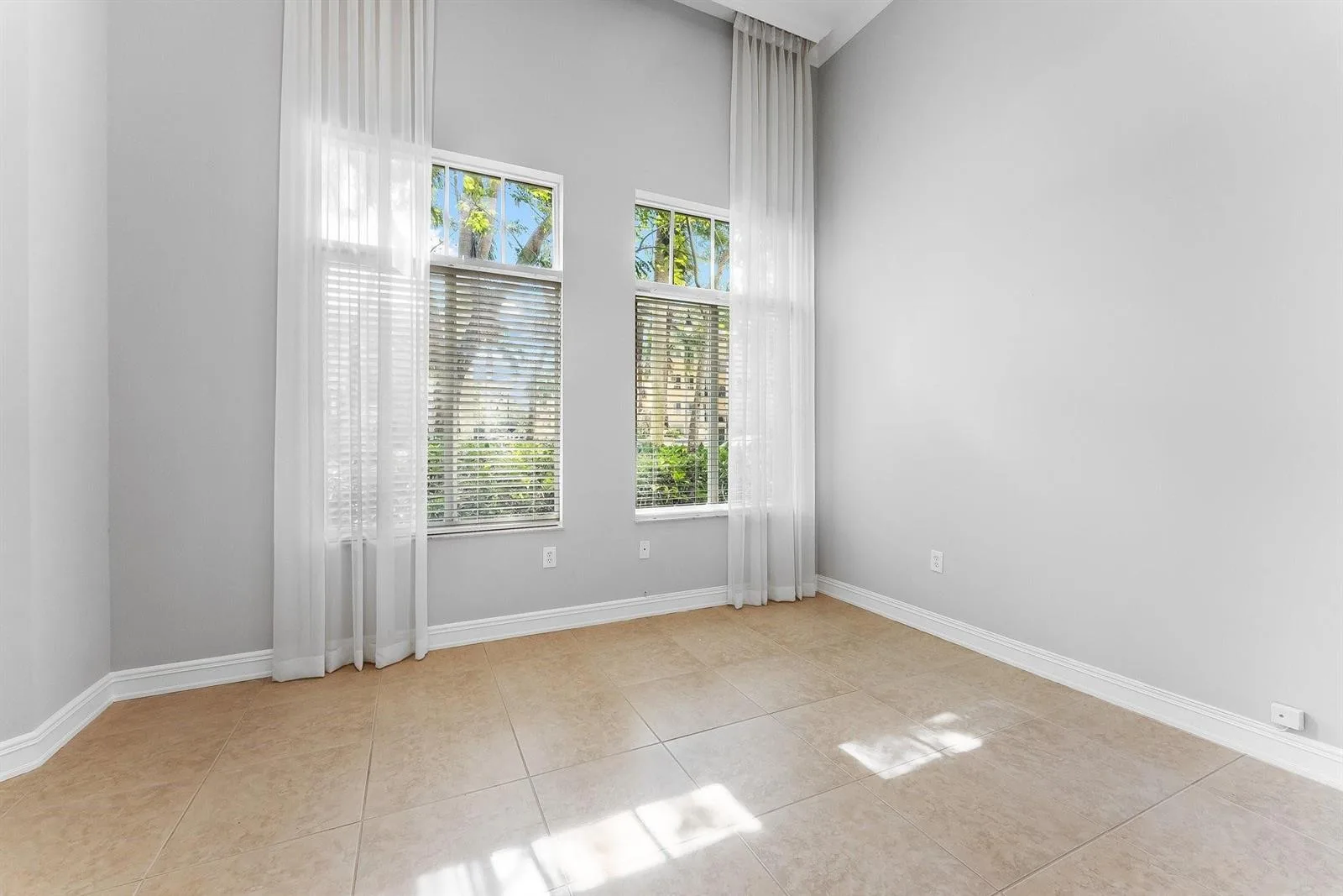16102 Emerald Estates Drive # 101, Weston, FL 33331 photo 11