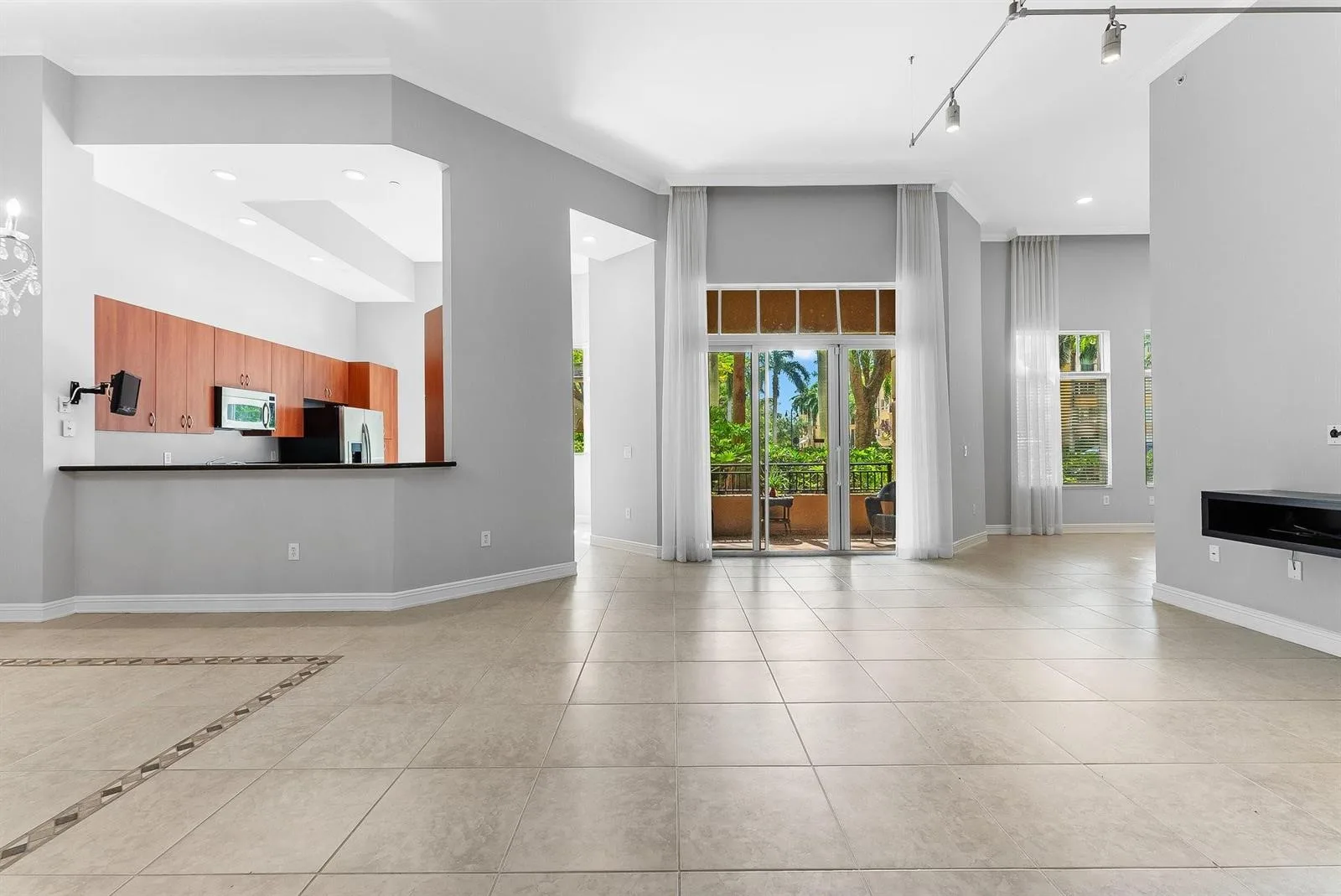 16102 Emerald Estates Drive # 101, Weston, FL 33331 photo 6