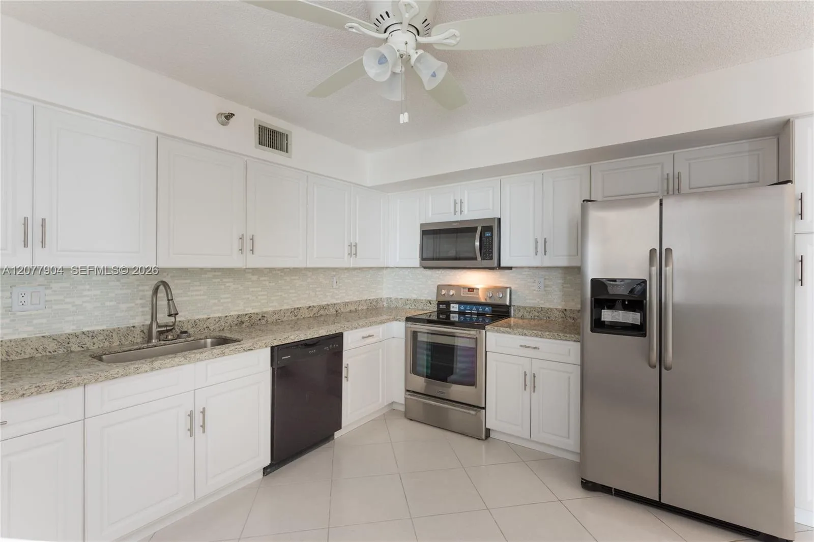 3500 MYSTIC POINTE DR # 2202, Aventura, FL 33180