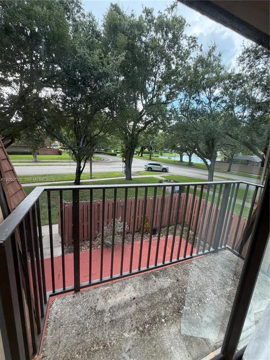 2563 CAMELOT # 2563, Cooper City, FL 33026 photo 8