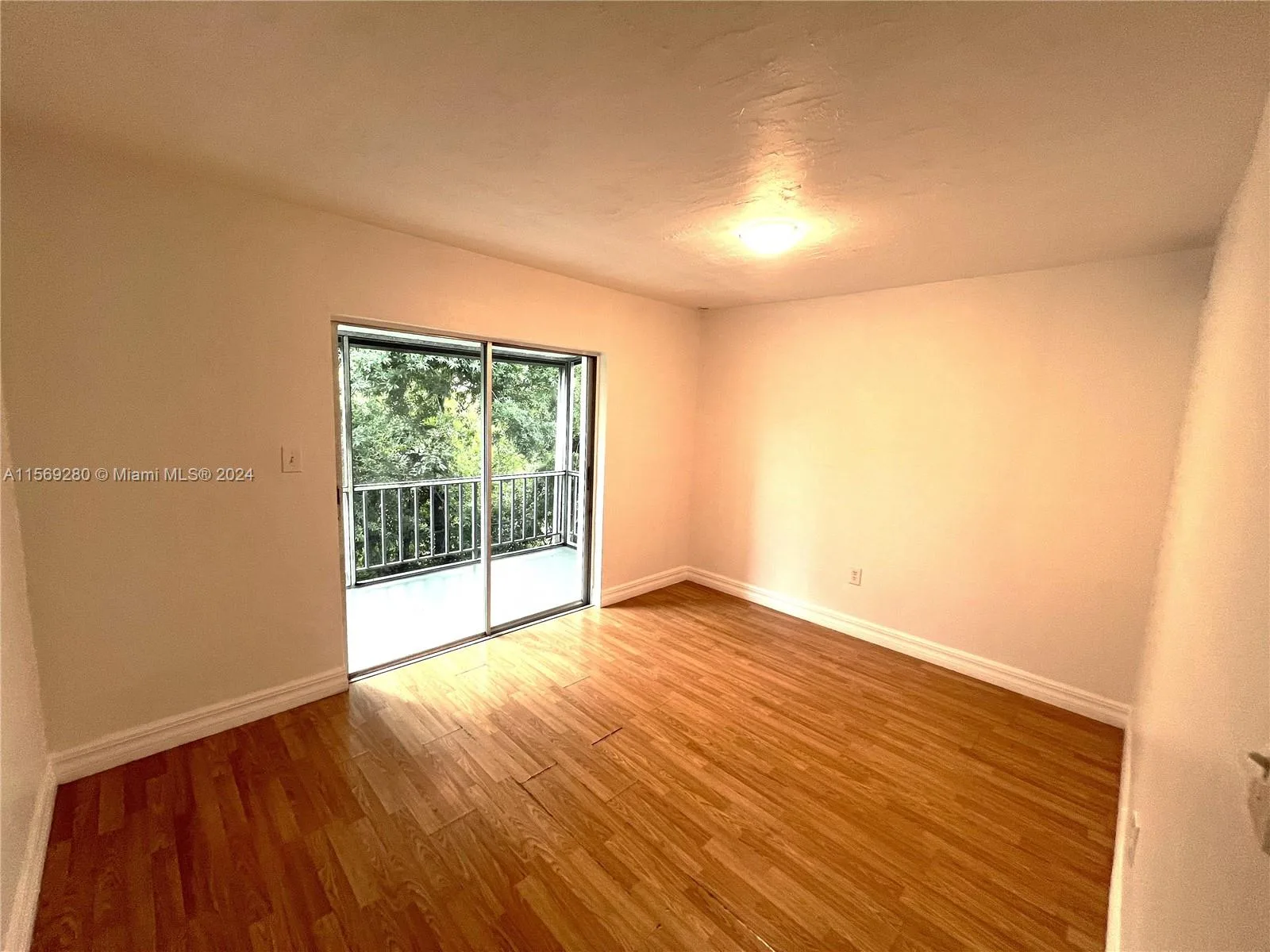2828 Jackson ST # B8, Fort Myers, FL 33901
