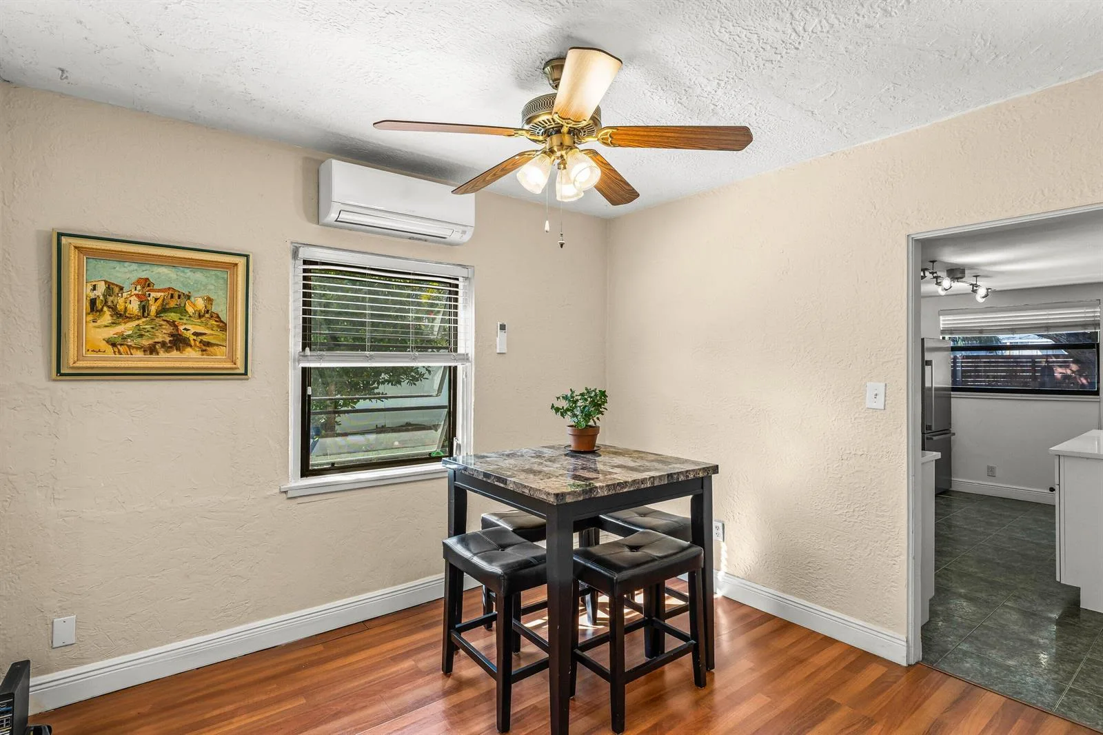 921 S M Street, FL 33460 photo 11