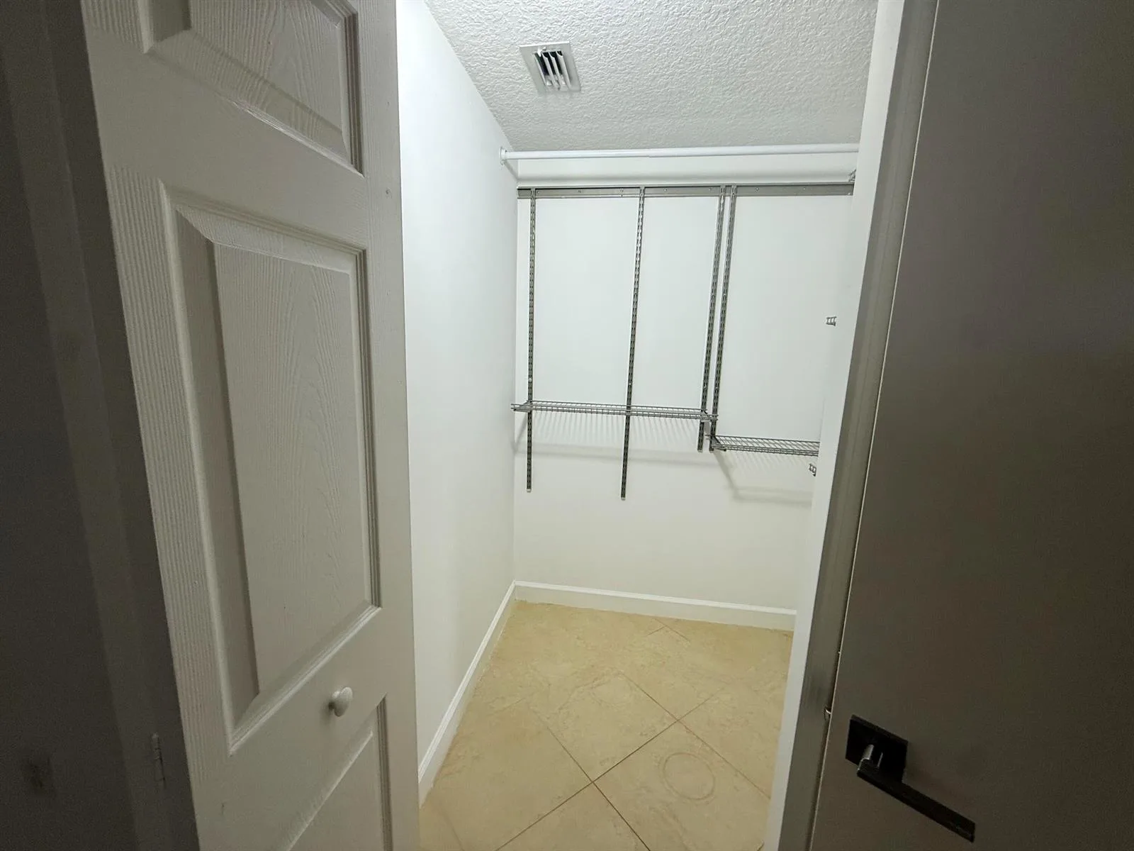 6320 NW 114TH Avenue # 1225, Doral, FL 33178 photo 2