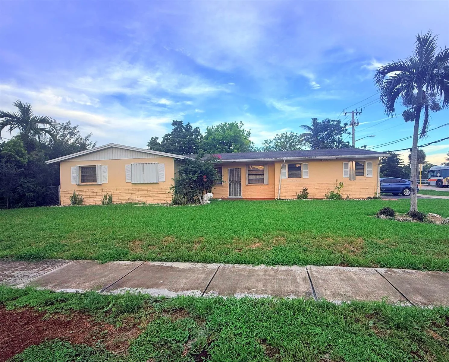 1600 NW 47TH Avenue, Lauderhill, FL 33313