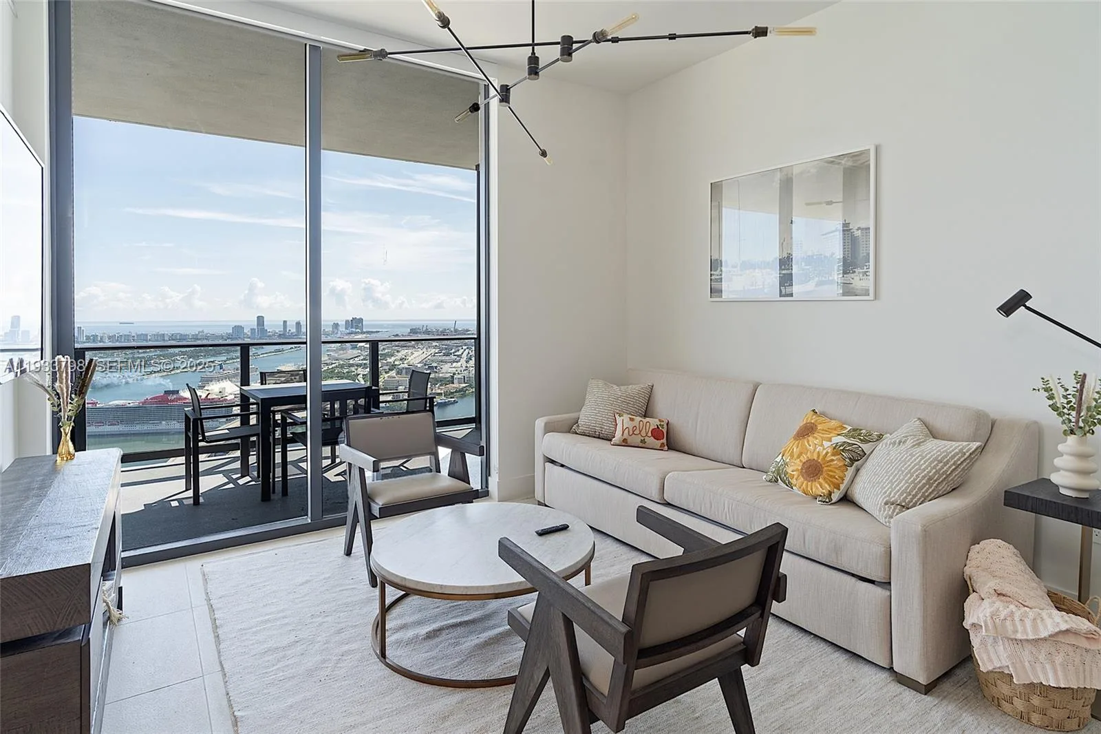 159 NE 6th St # 5015, Miami, FL 33132 photo 10