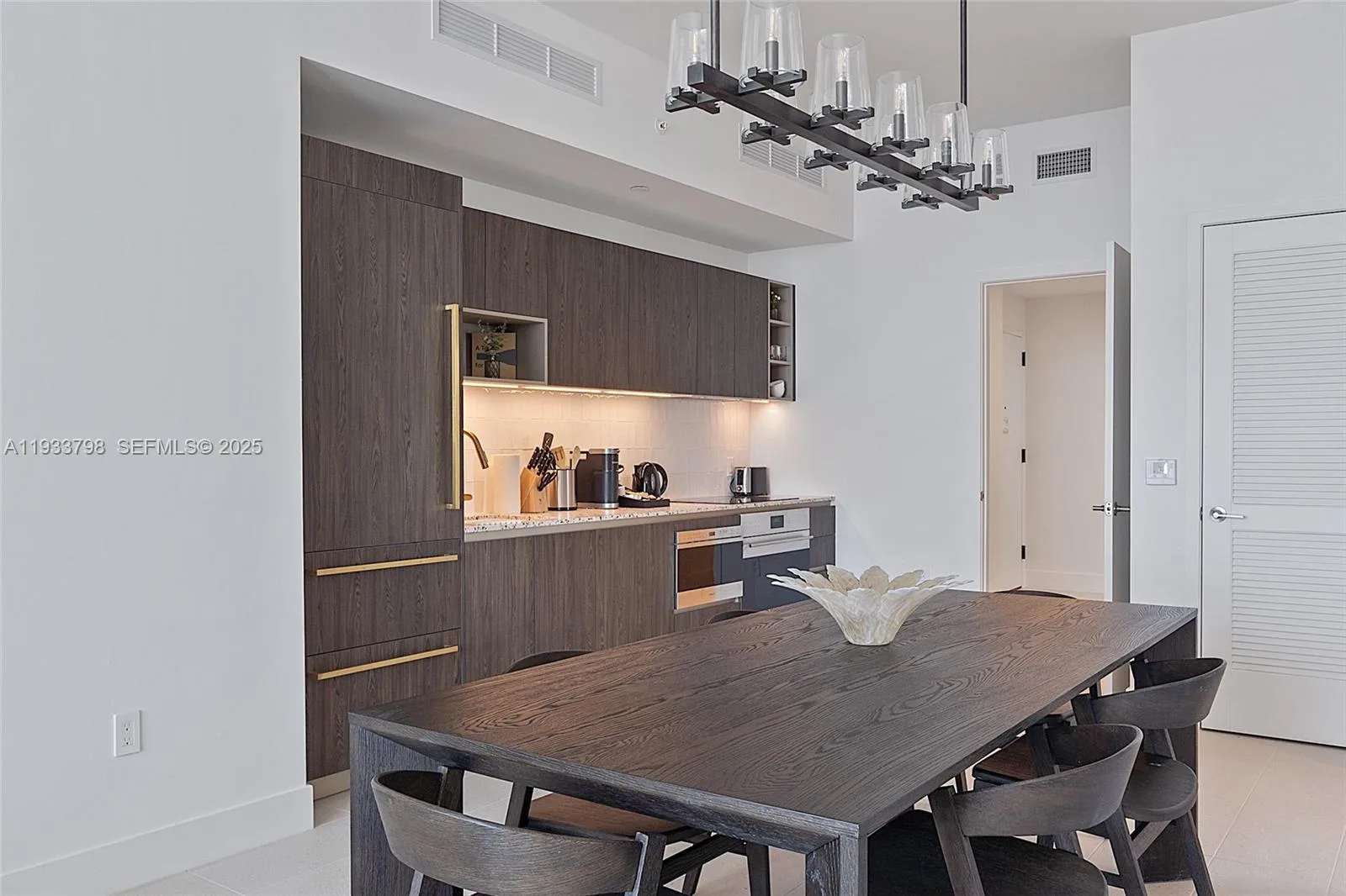 159 NE 6th St # 5015, Miami, FL 33132 photo 12