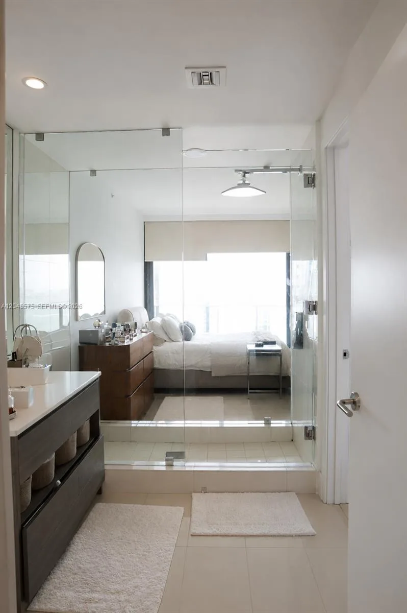 460 NE 28th St # 802, Miami, FL 33137 photo 4