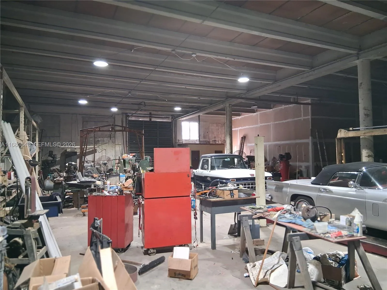 Listing photo 6