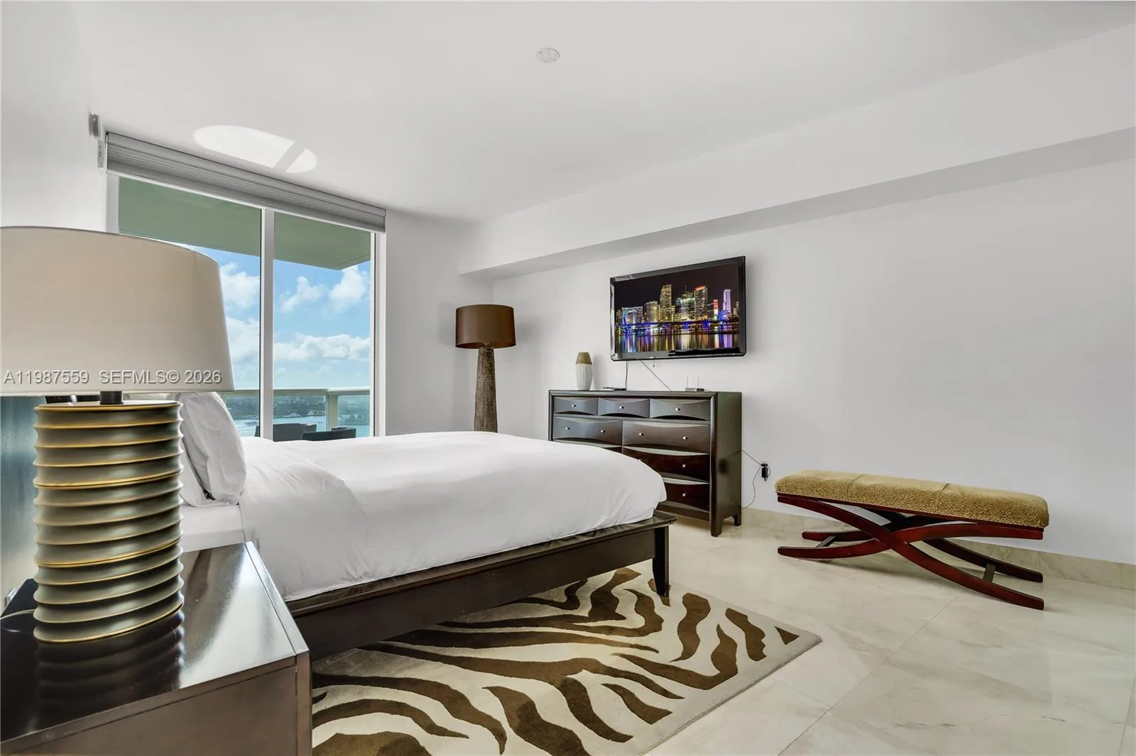 450 Alton Rd # 2005, Miami Beach, FL 33139 photo 13