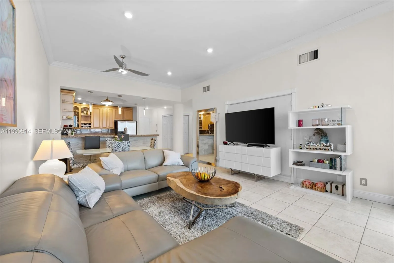 3725 S Ocean Dr # PH18, Hollywood, FL 33019 photo 4