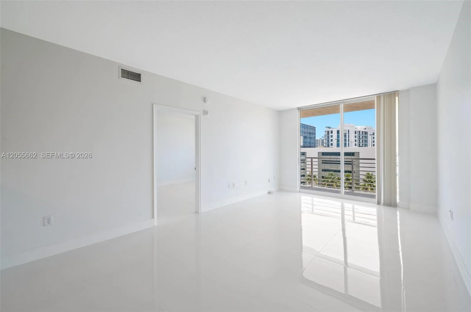 18800 NE 29th Ave # 708, Aventura, FL 33180 photo 8