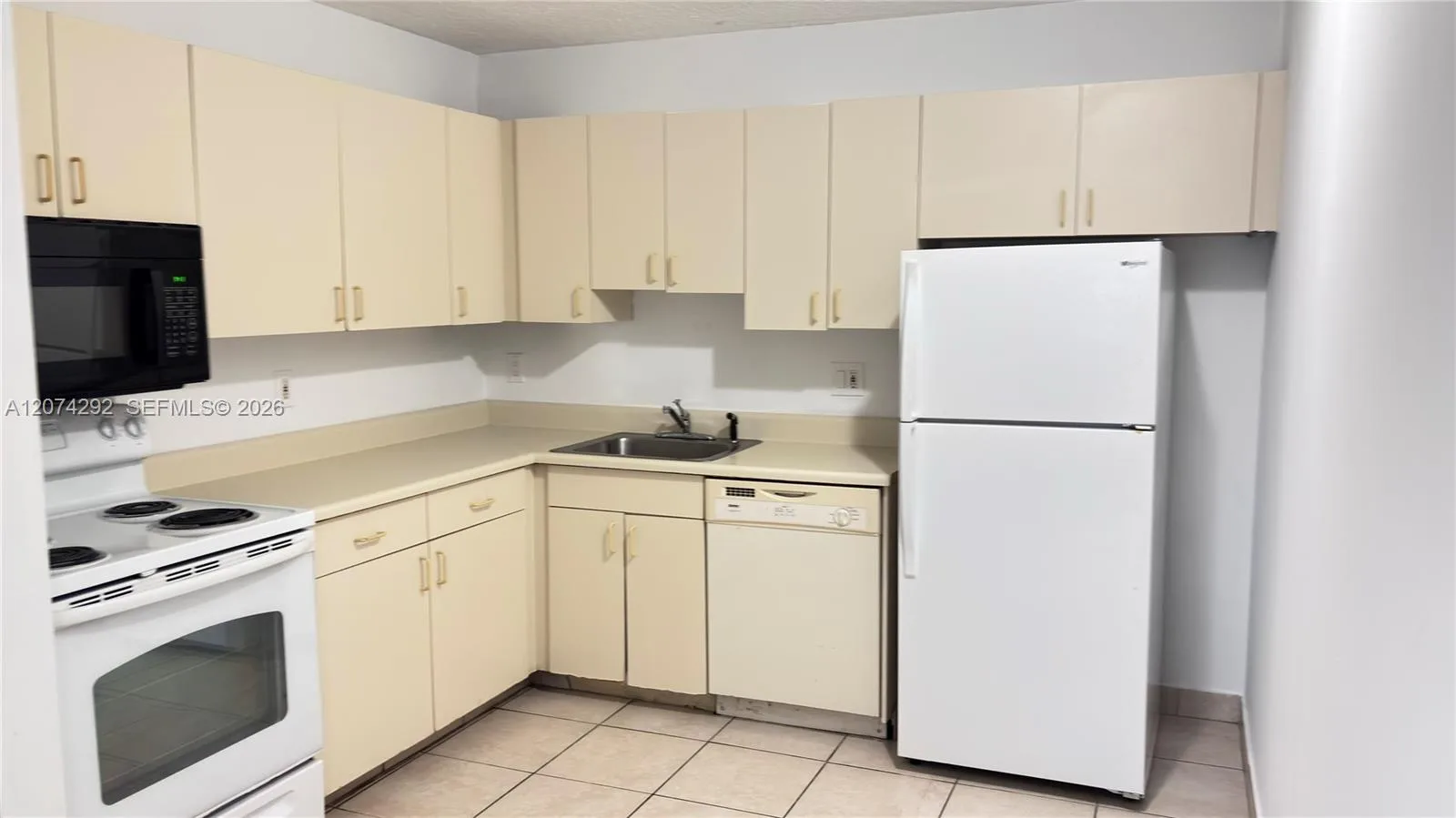 21121 SW 85th Ave # 308, Cutler Bay, FL 33189 photo 7