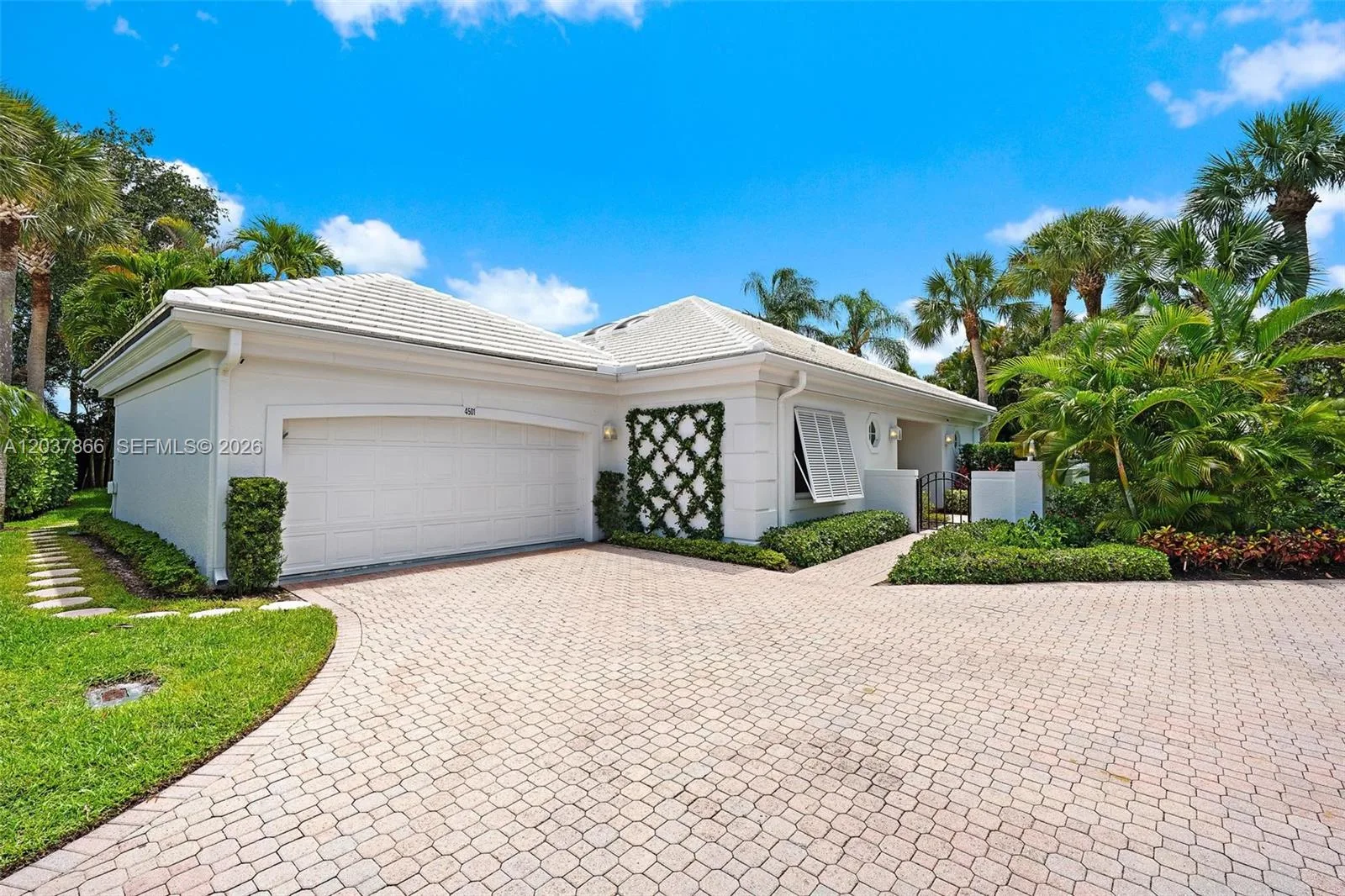4501 Captains Way, Jupiter, FL 33477