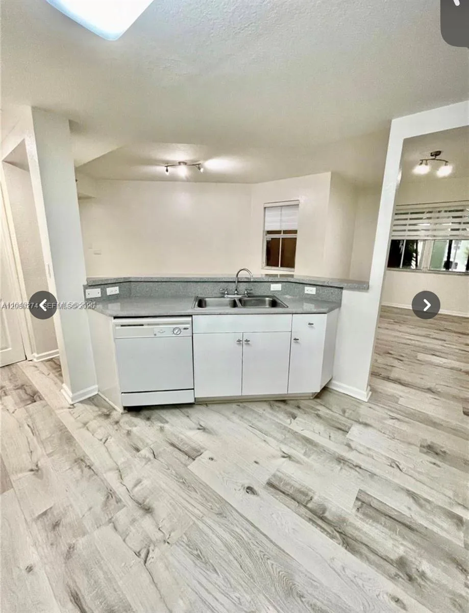 10902 NW 83 St # 219, Doral, FL 33178 photo 4