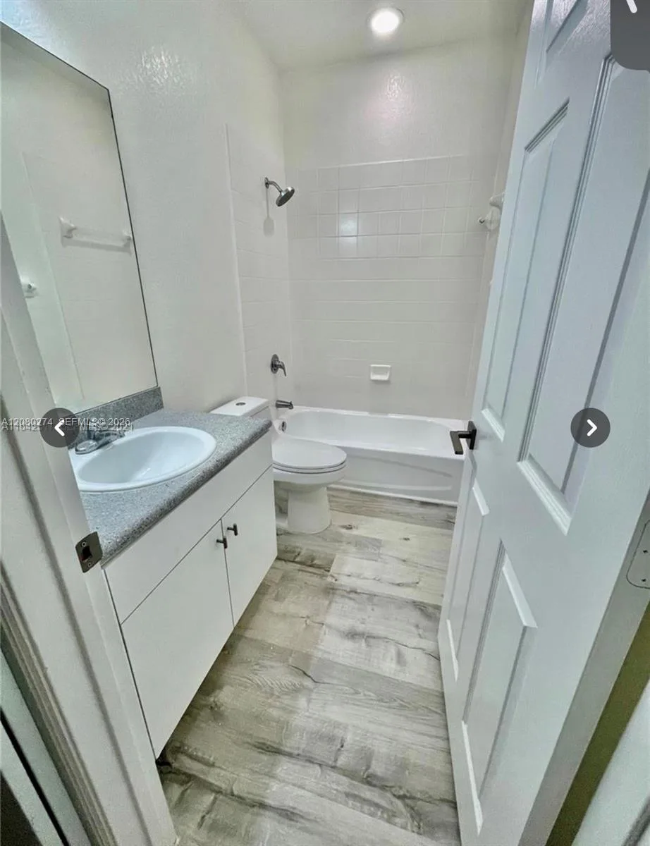 10902 NW 83 St # 219, Doral, FL 33178 photo 9