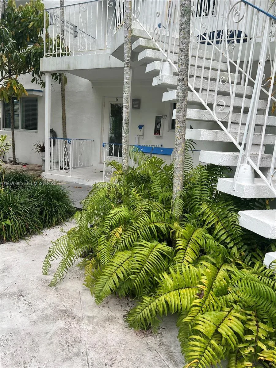 225 SE 16th Ave # 5, Fort Lauderdale, FL 33301