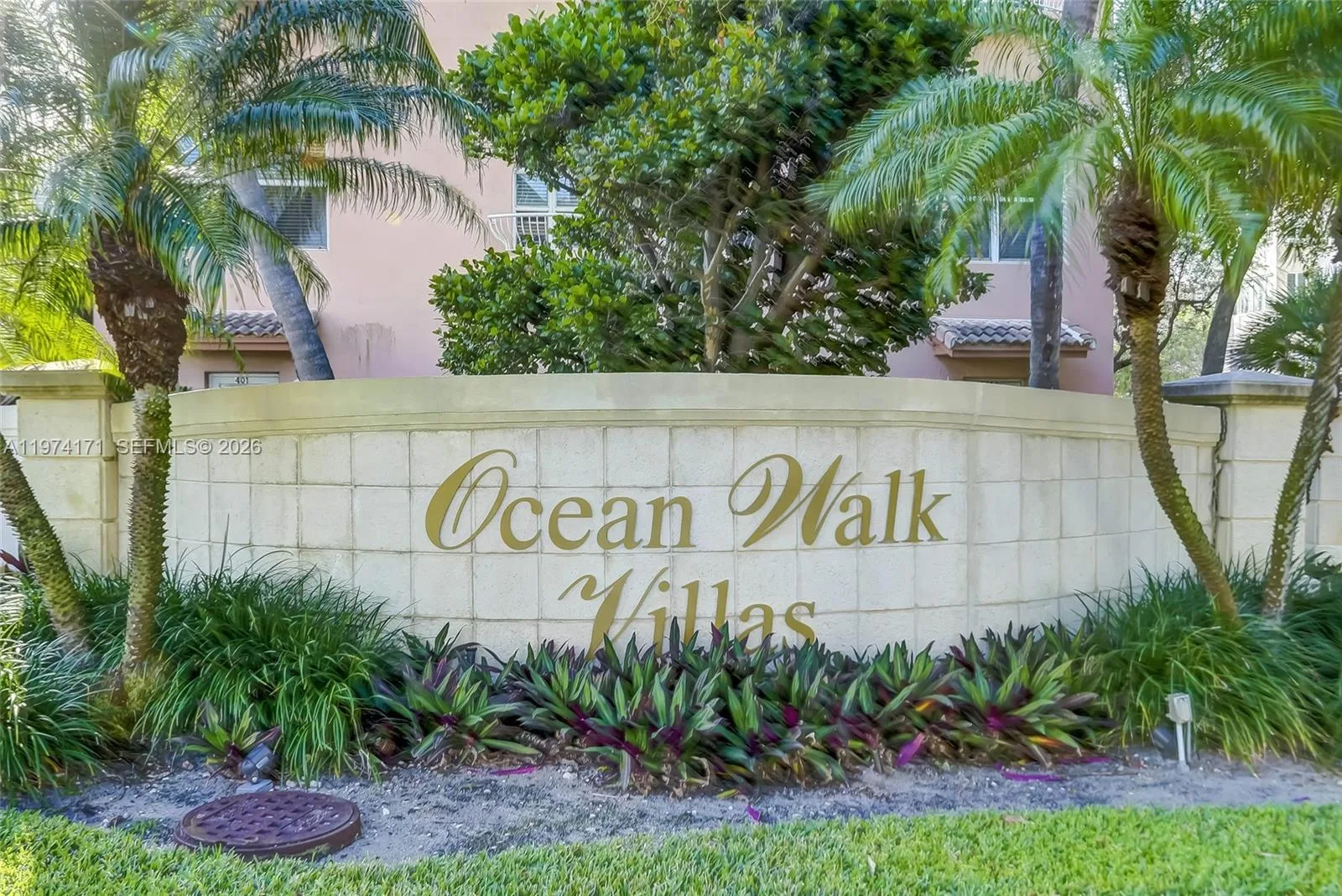 2039 Oceanwalk Ter # 401, Lauderdale By The Sea, FL 33062