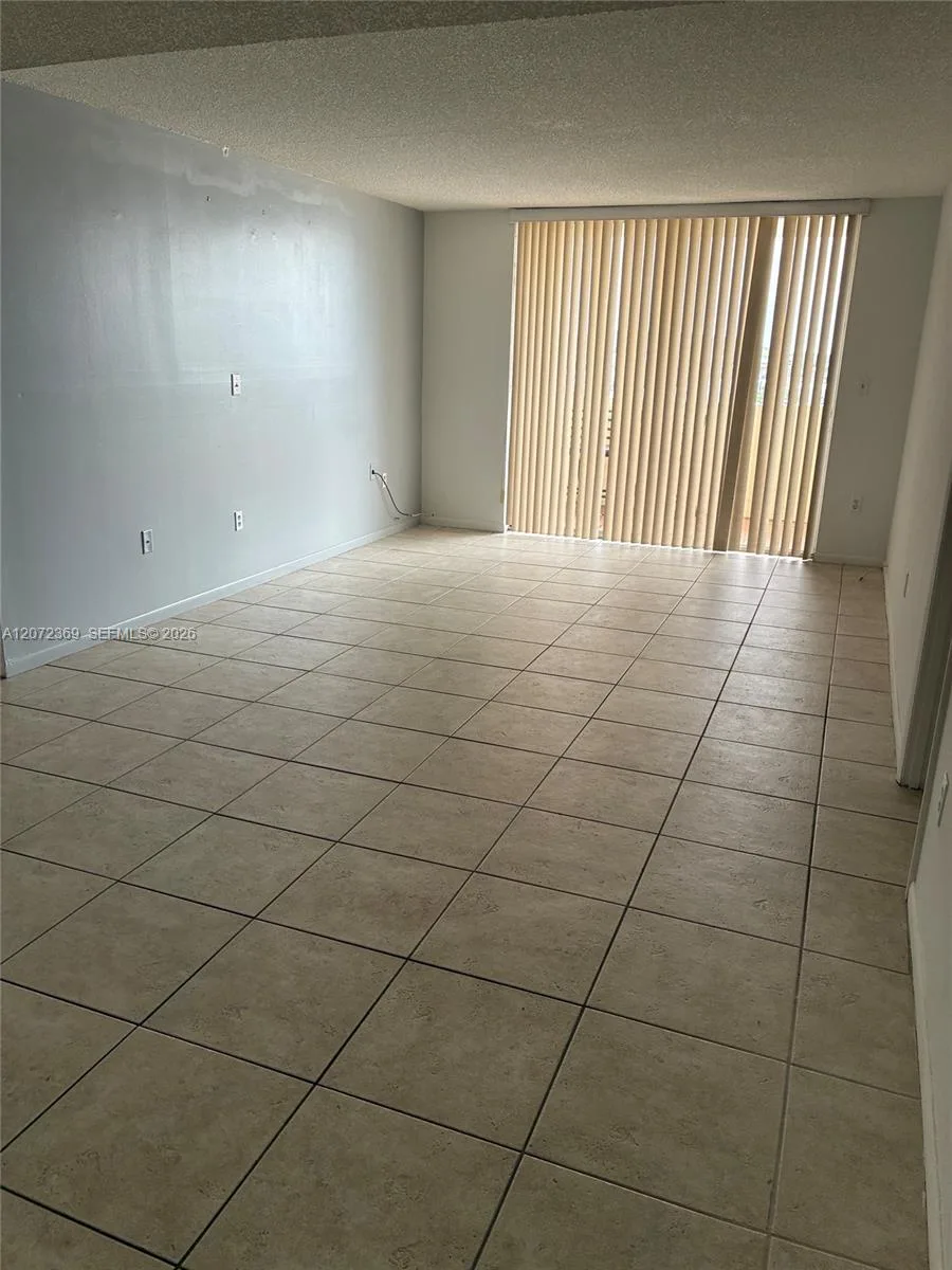 4675 W 18th Ct # 904, Hialeah, FL 33012