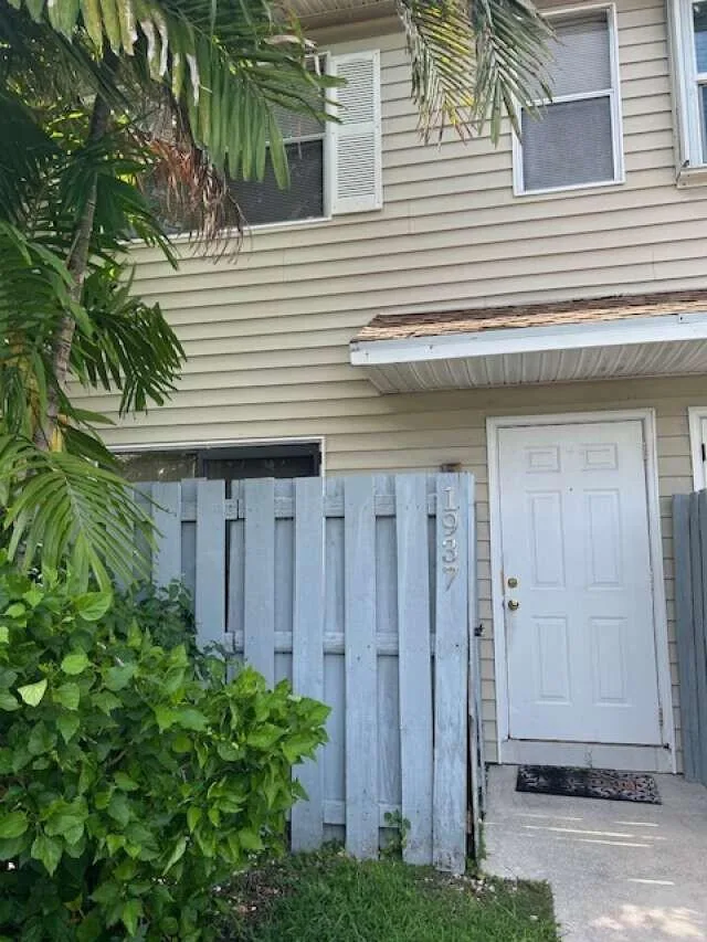 1937 NE 15TH Avenue, Fort Lauderdale, FL 33305