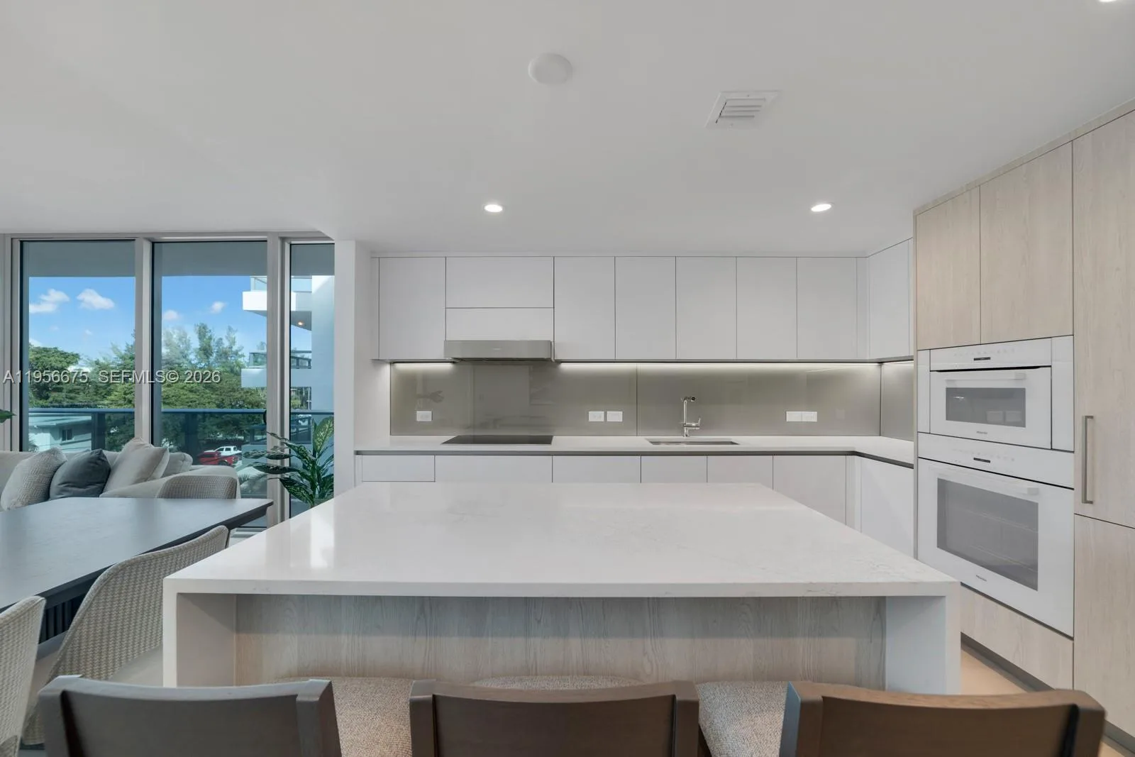 9221 E Bay Harbor Drive # 412, Bay Harbor Islands, FL 33154 photo 4
