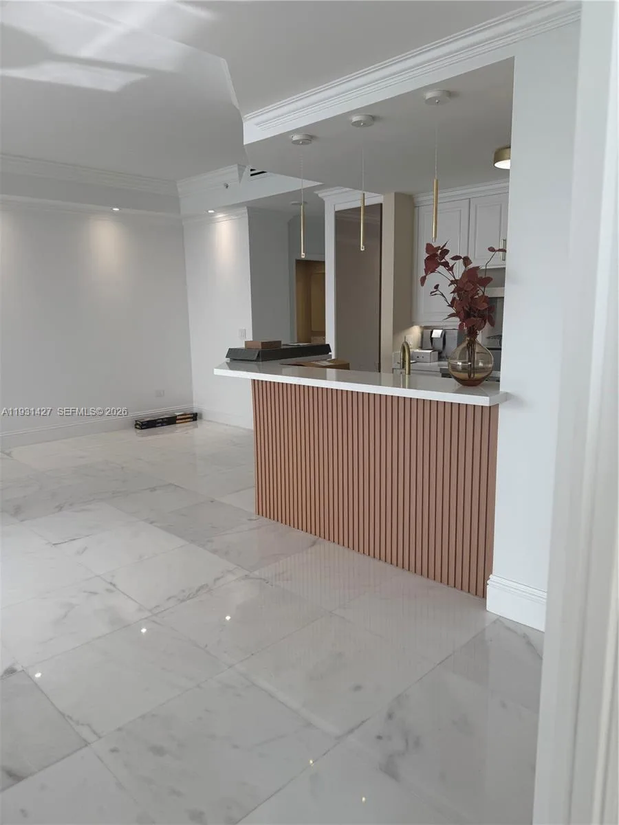 848 Brickell Key Dr # PH4003, Miami, FL 33131