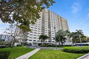 3200 PORT ROYALE Drive N # 1009, Fort Lauderdale, FL 33308 photo 4