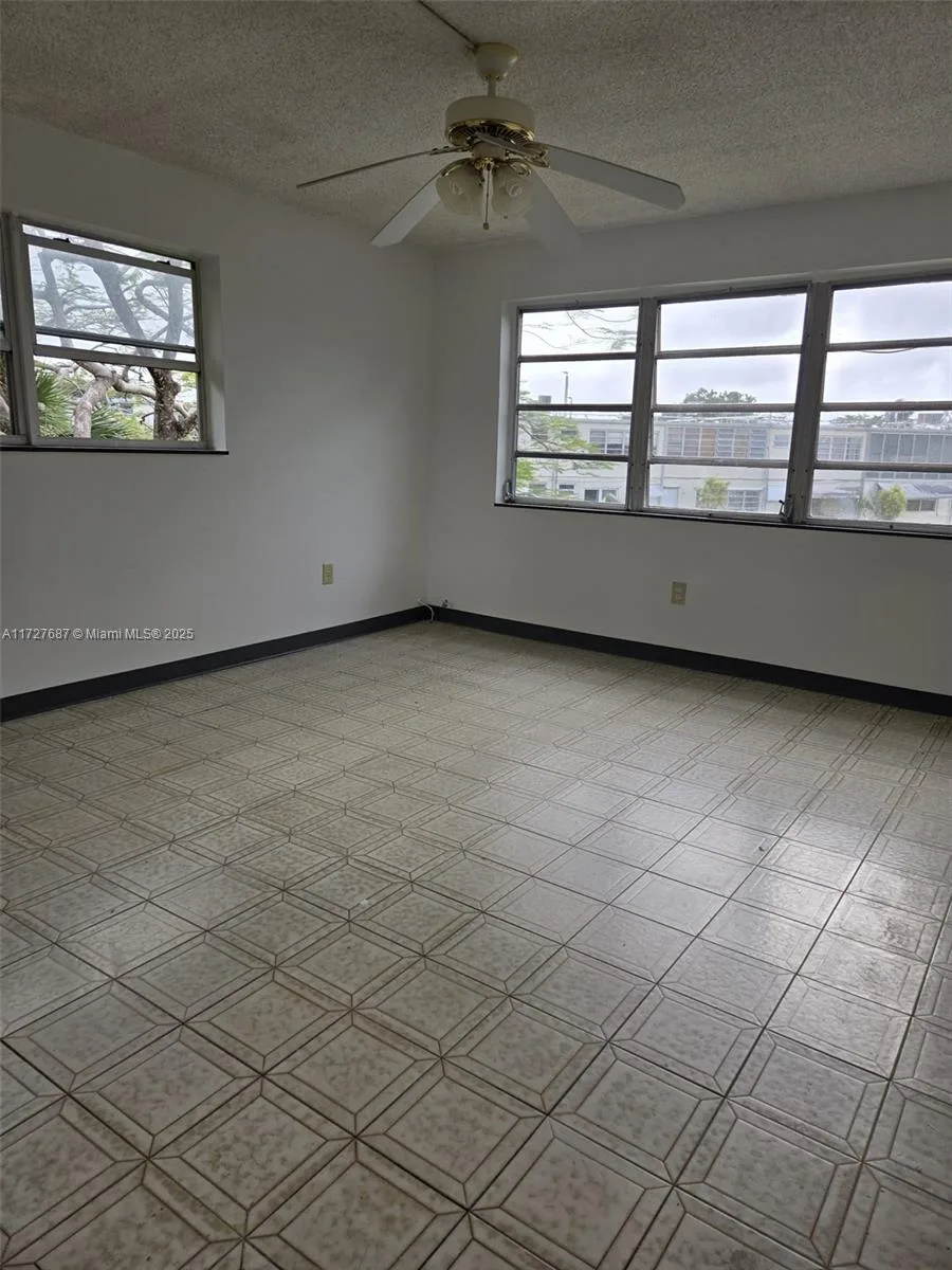 160 NE 203rd Ter # 18, Miami Gardens, FL 33179 photo 7