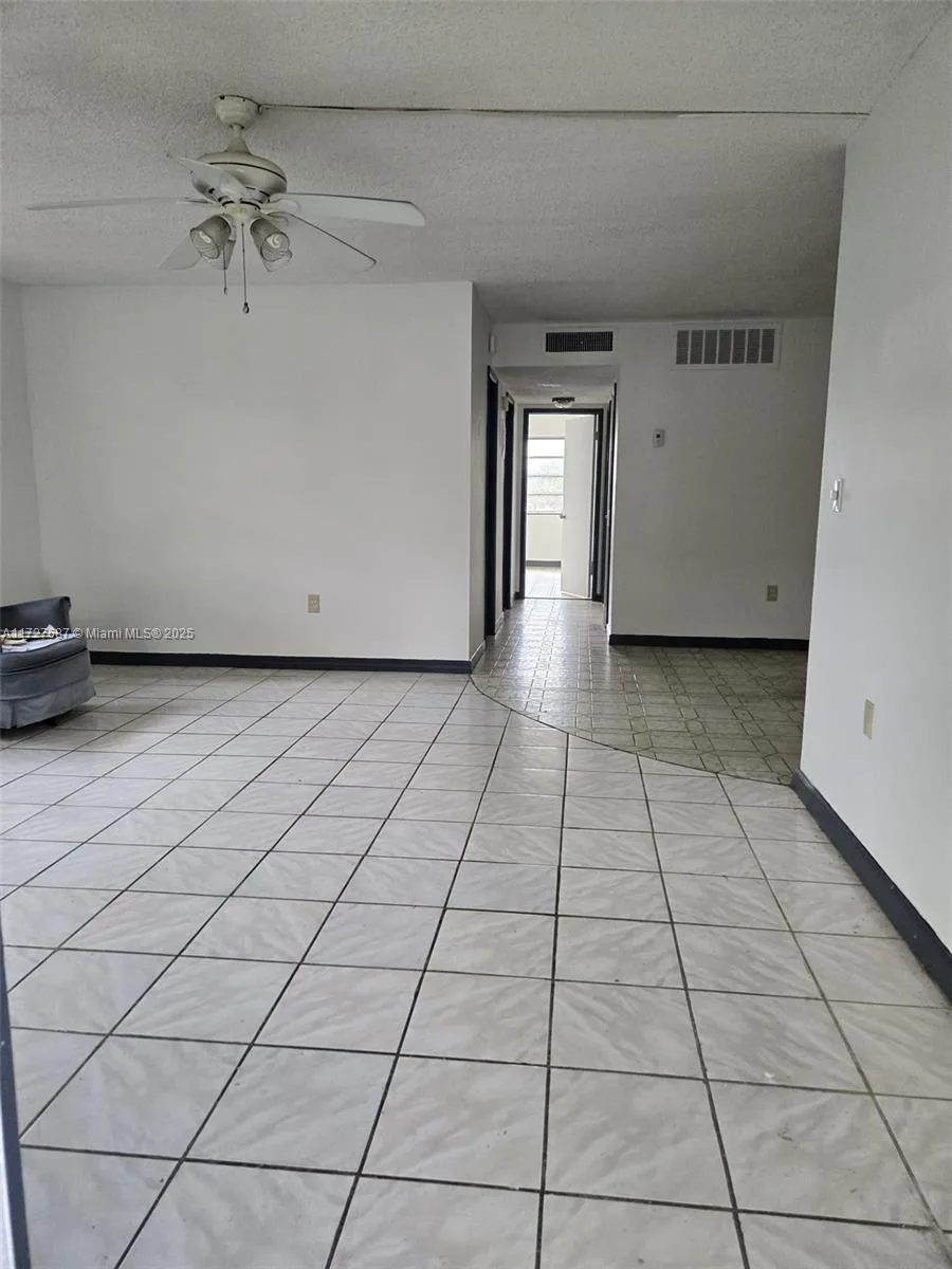 160 NE 203rd Ter # 18, Miami Gardens, FL 33179 photo 9