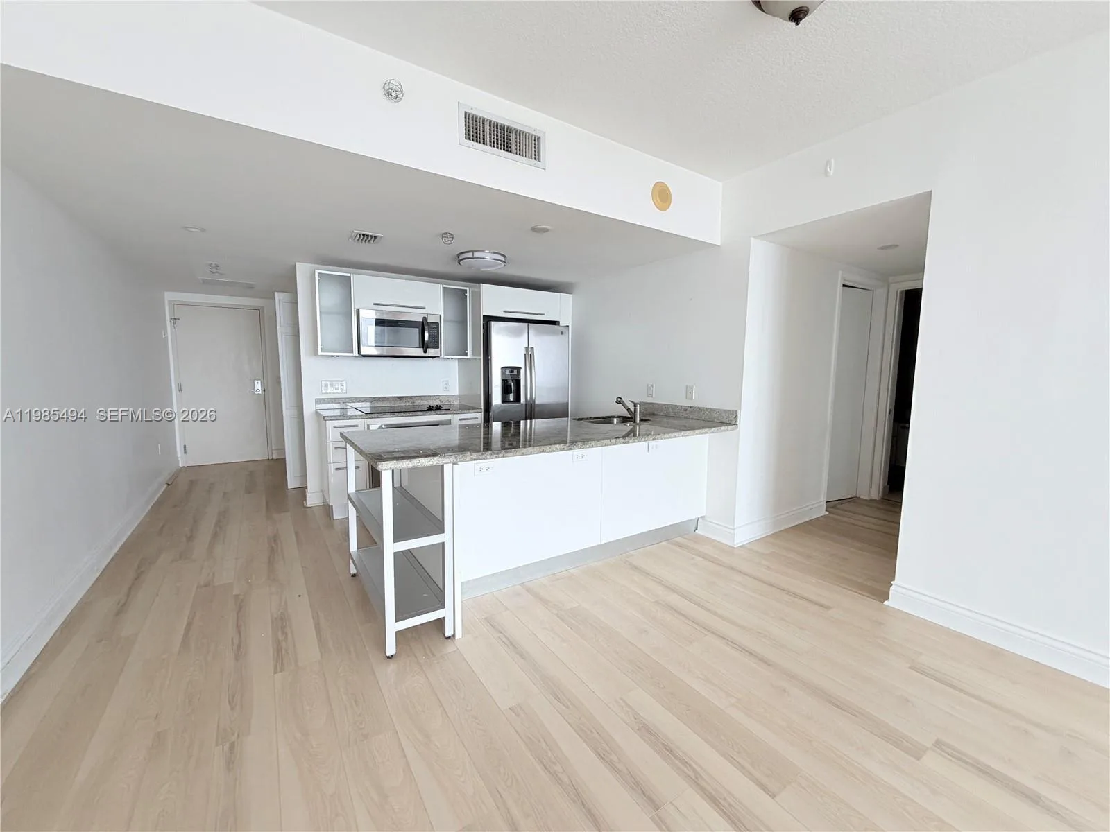 185 SW 7th St # 3304, Miami, FL 33130