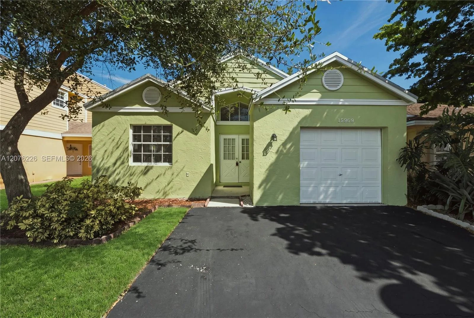 15969 SW 2nd St, Sunrise, FL 33326