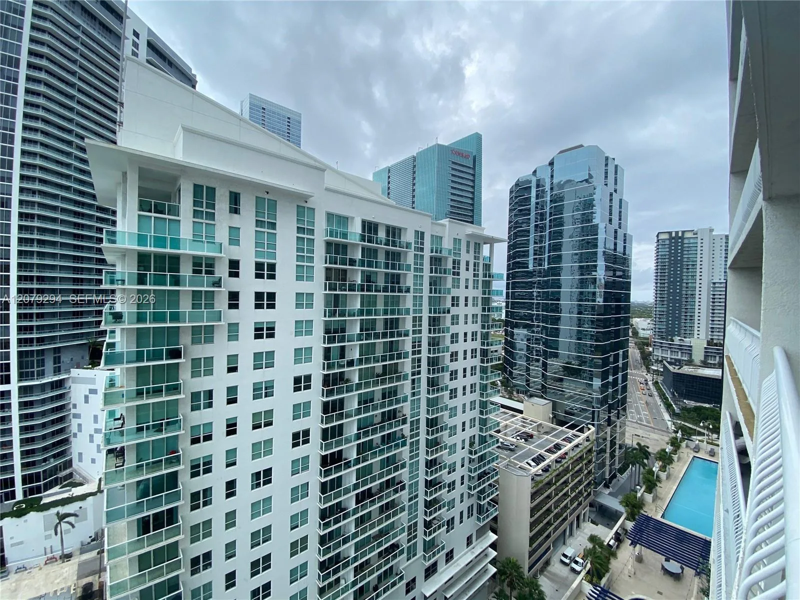 1200 Brickell Bay Dr # 2303, Miami, FL 33131 photo 6