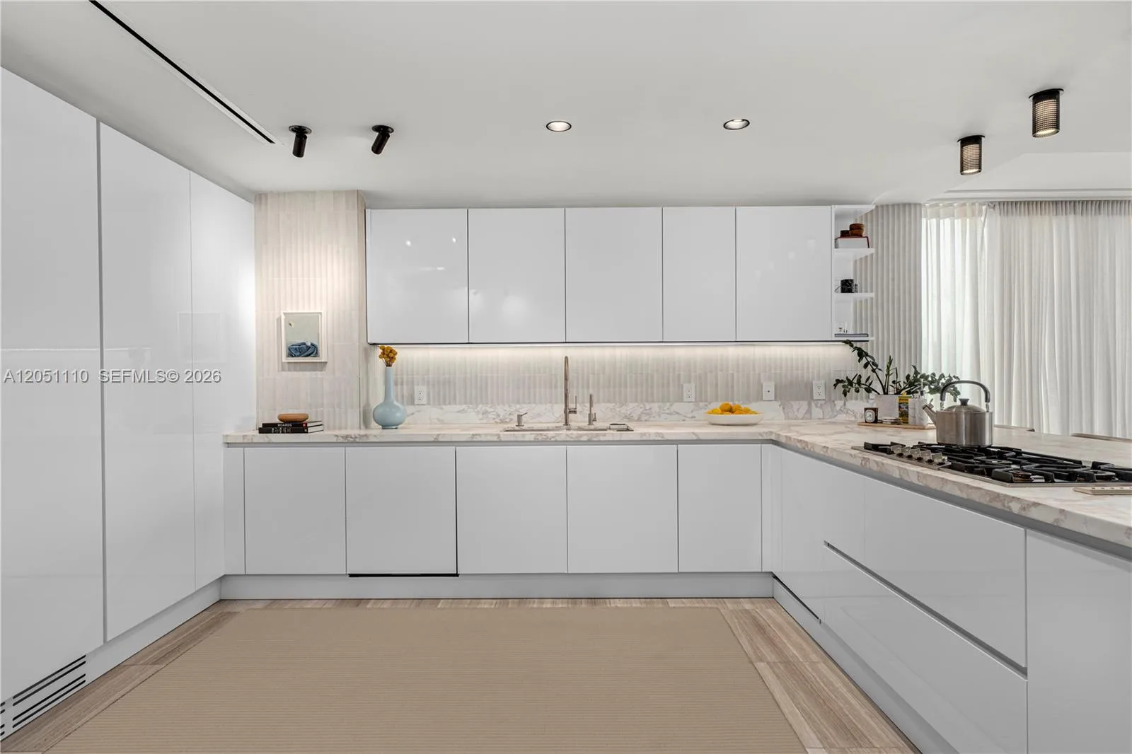 4701 N Meridian Ave # 421, Miami Beach, FL 33140 photo 10