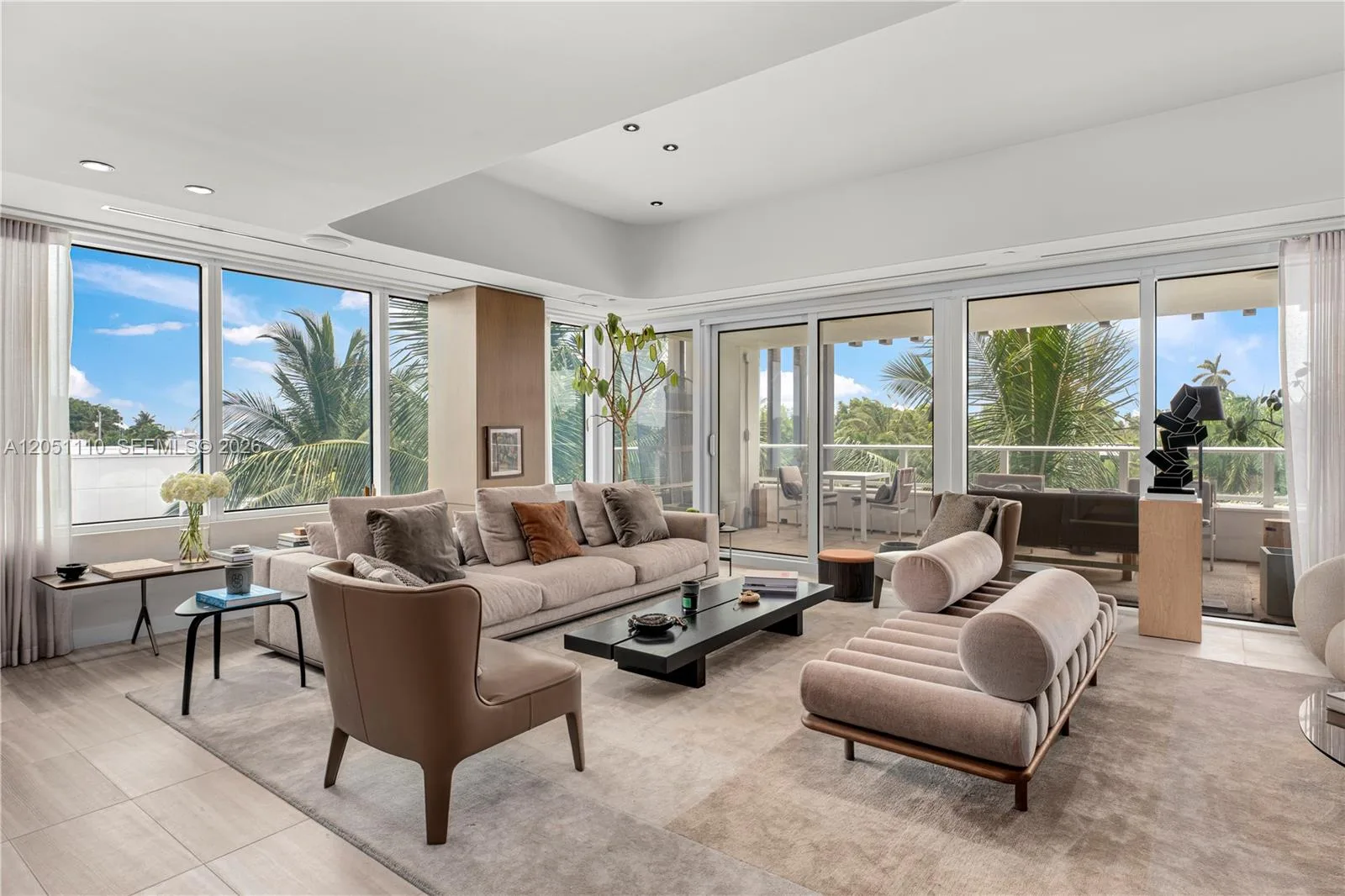 4701 N Meridian Ave # 421, Miami Beach, FL 33140 photo 2
