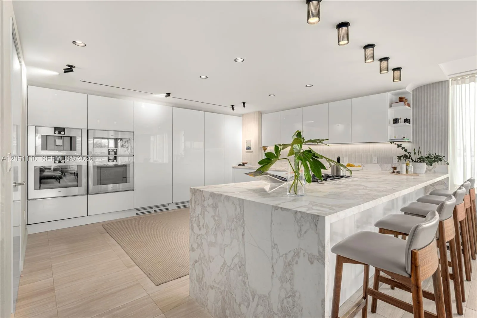 4701 N Meridian Ave # 421, Miami Beach, FL 33140 photo 8