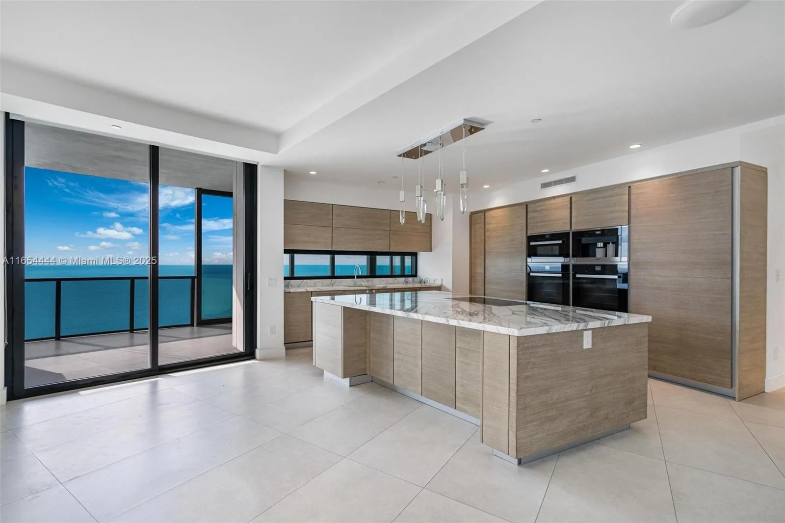 18555 Collins Ave # 5001, Sunny Isles Beach, FL 33160 photo 12