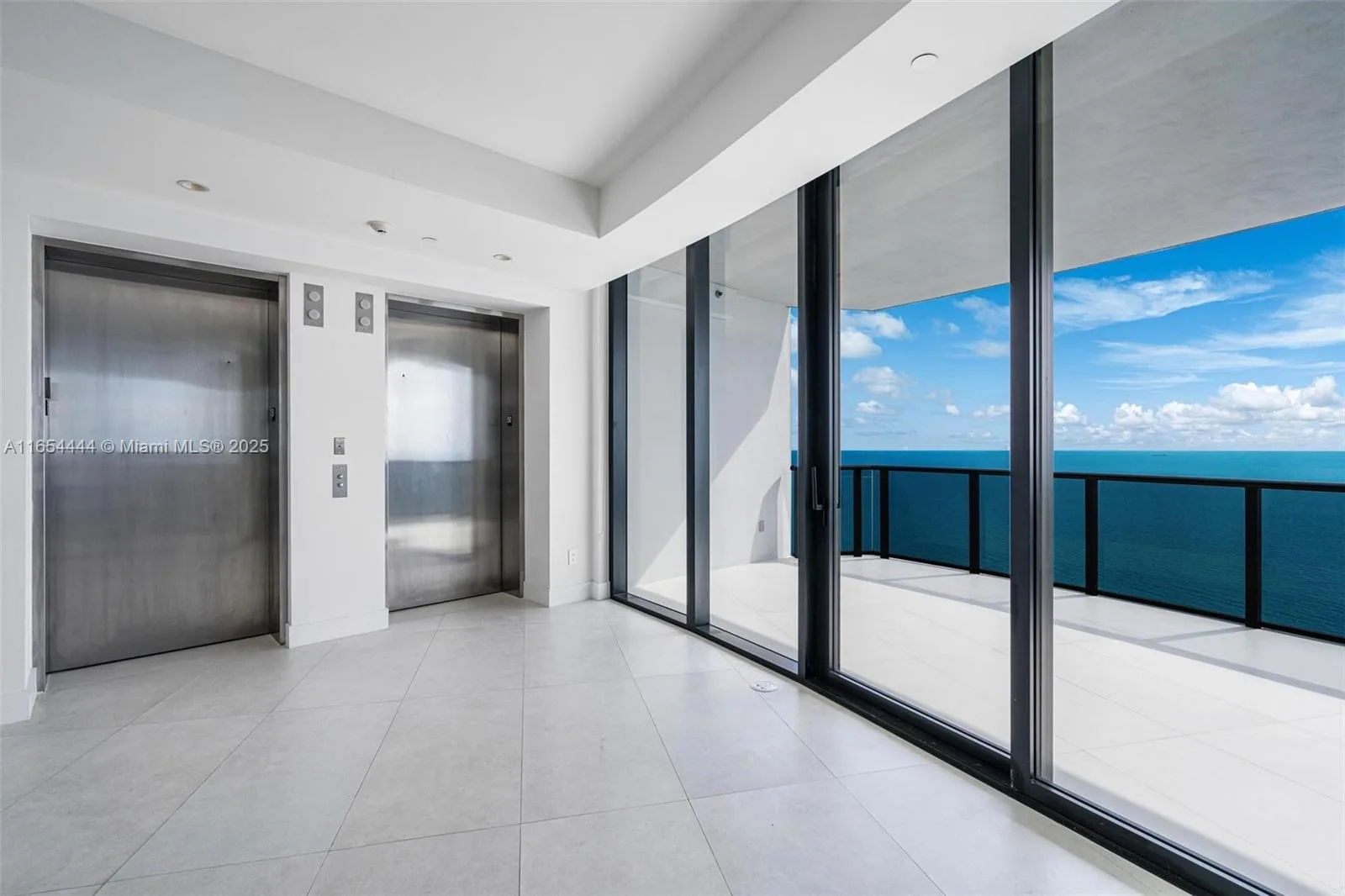 18555 Collins Ave # 5001, Sunny Isles Beach, FL 33160 photo 7