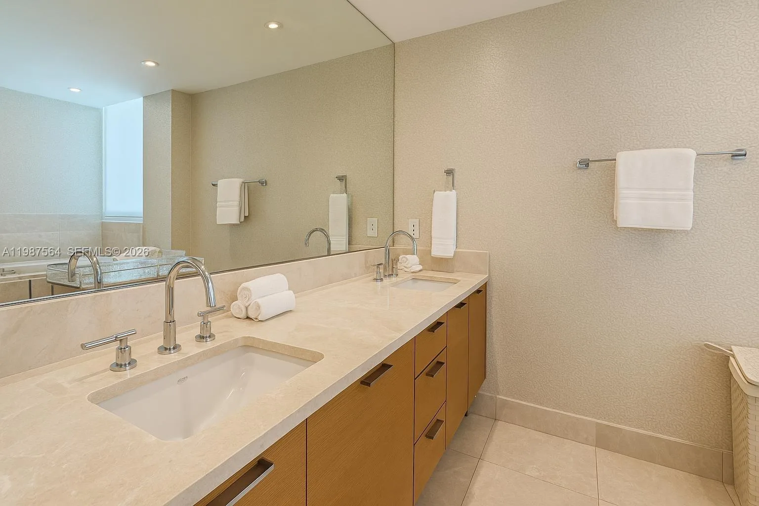 17001 Collins Ave # 908, Sunny Isles Beach, FL 33160 photo 12