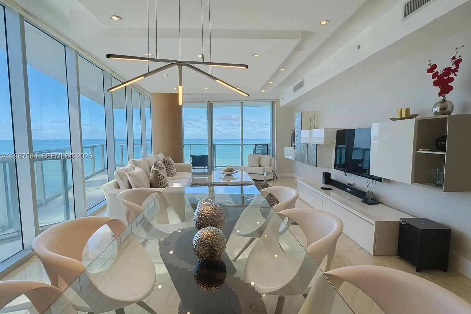 17001 Collins Ave # 908, Sunny Isles Beach, FL 33160 photo 2