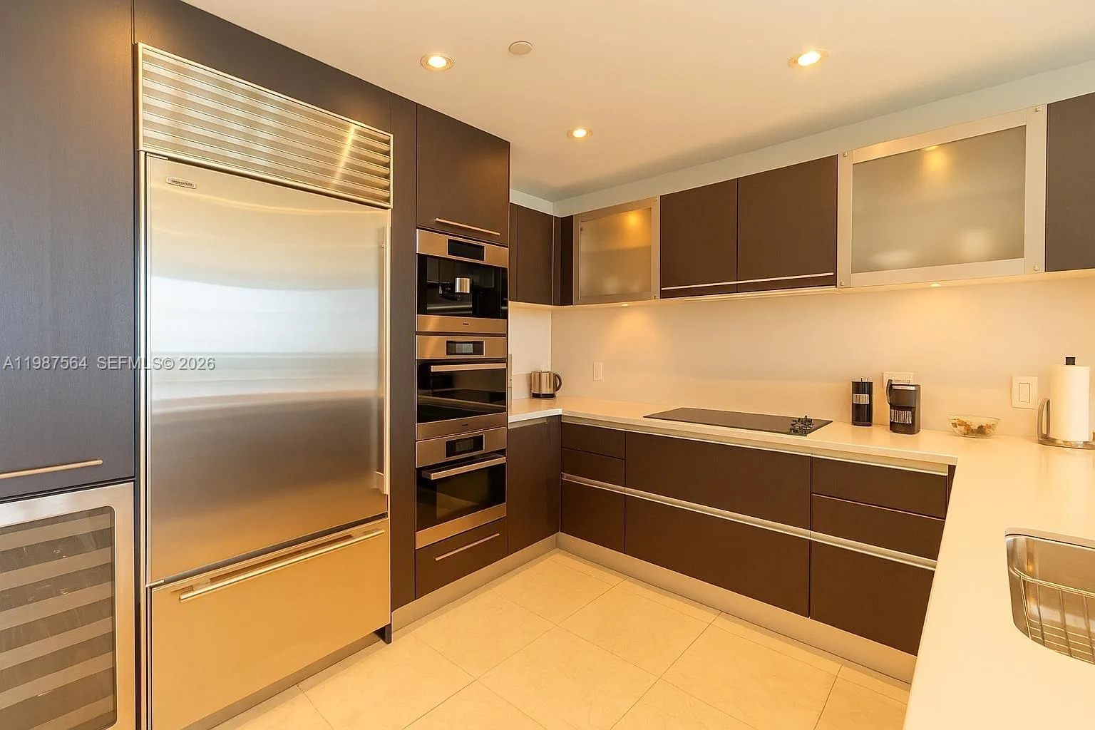 17001 Collins Ave # 908, Sunny Isles Beach, FL 33160 photo 6
