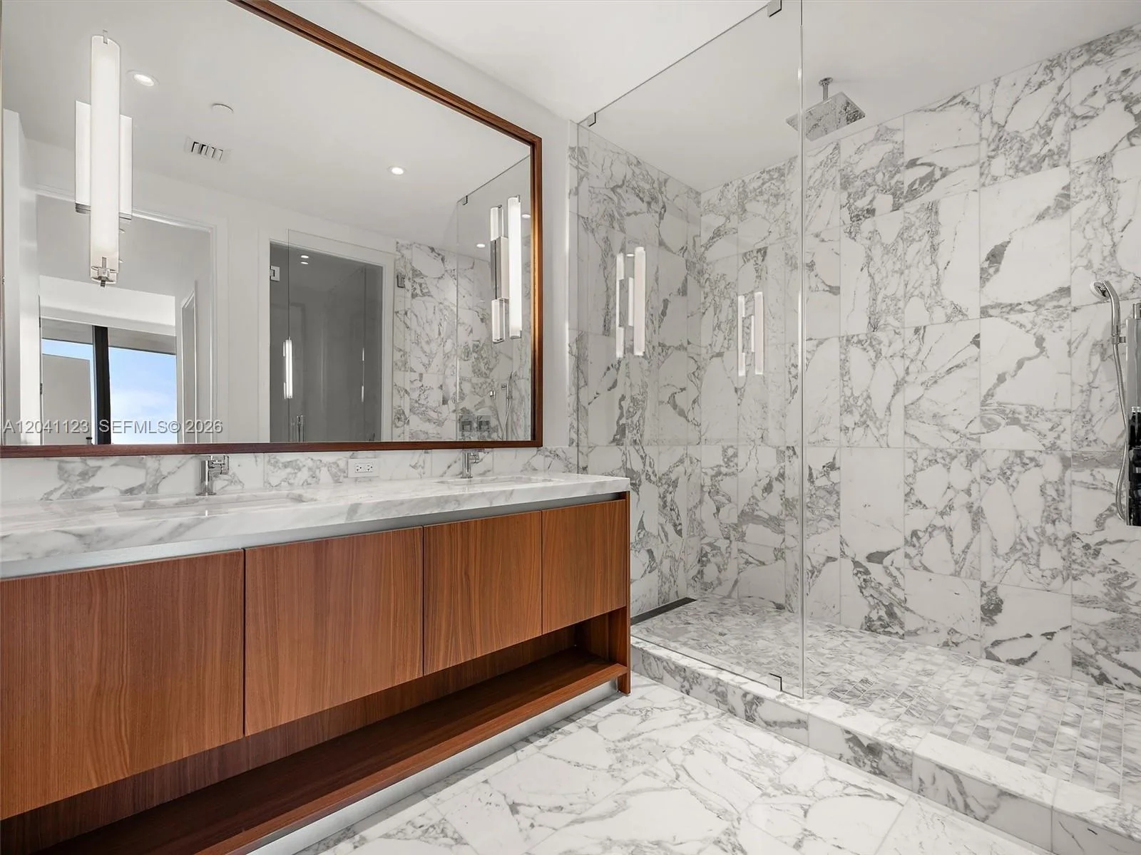 175 SE 25th Rd # 502, Miami, FL 33129 photo 12