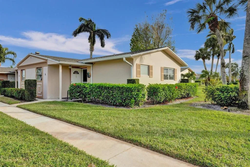 2592 E Dudley Dr Drive E # A, West Palm Beach, FL 33415